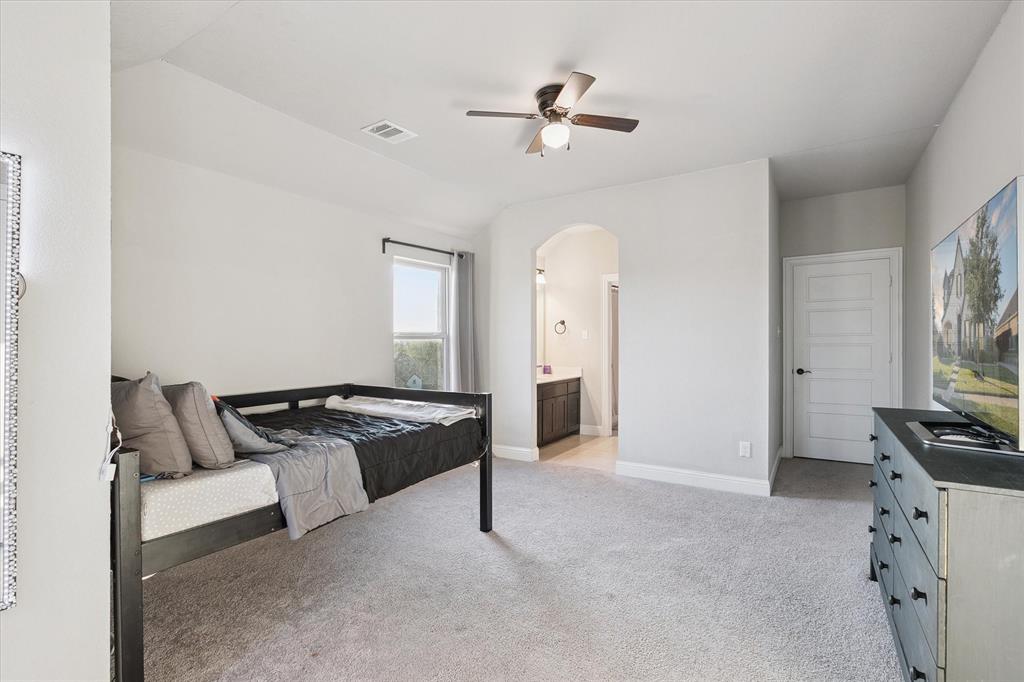 Burleson, Texas, 76028, United States, 5 Bedrooms Bedrooms, ,4 BathroomsBathrooms,Residential,For Sale,1930718