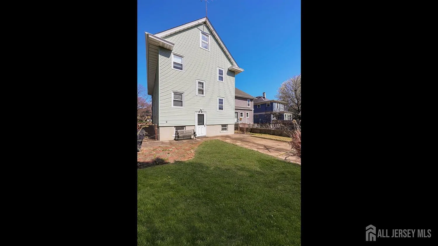 Highland Park, New Jersey, 08904, United States, 6 Bedrooms Bedrooms, ,2 BathroomsBathrooms,Residential,For Sale,1888077
