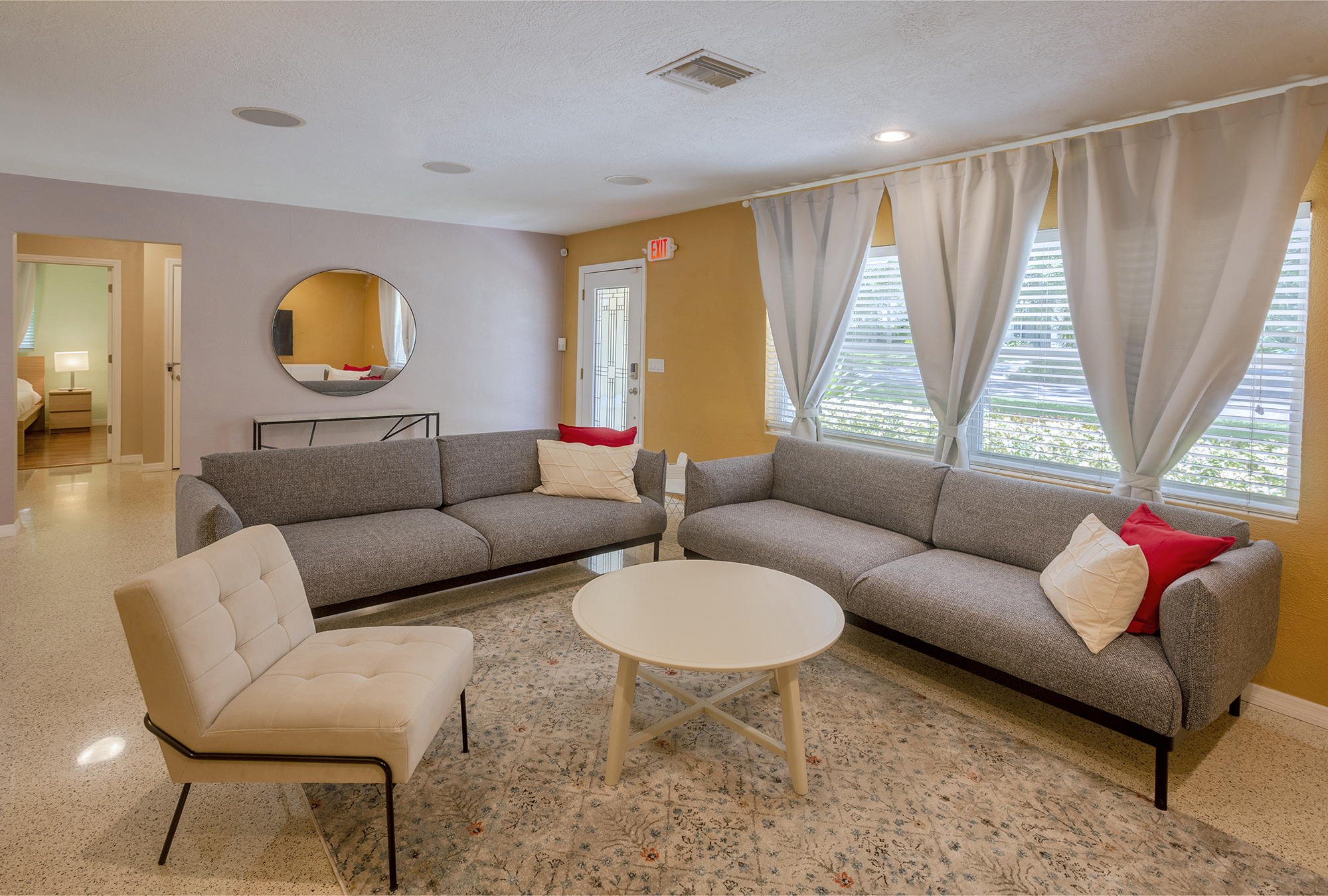 Largo, Florida, 33770, United States, 2 Bedrooms Bedrooms, ,2 BathroomsBathrooms,Residential,For Sale,1979255