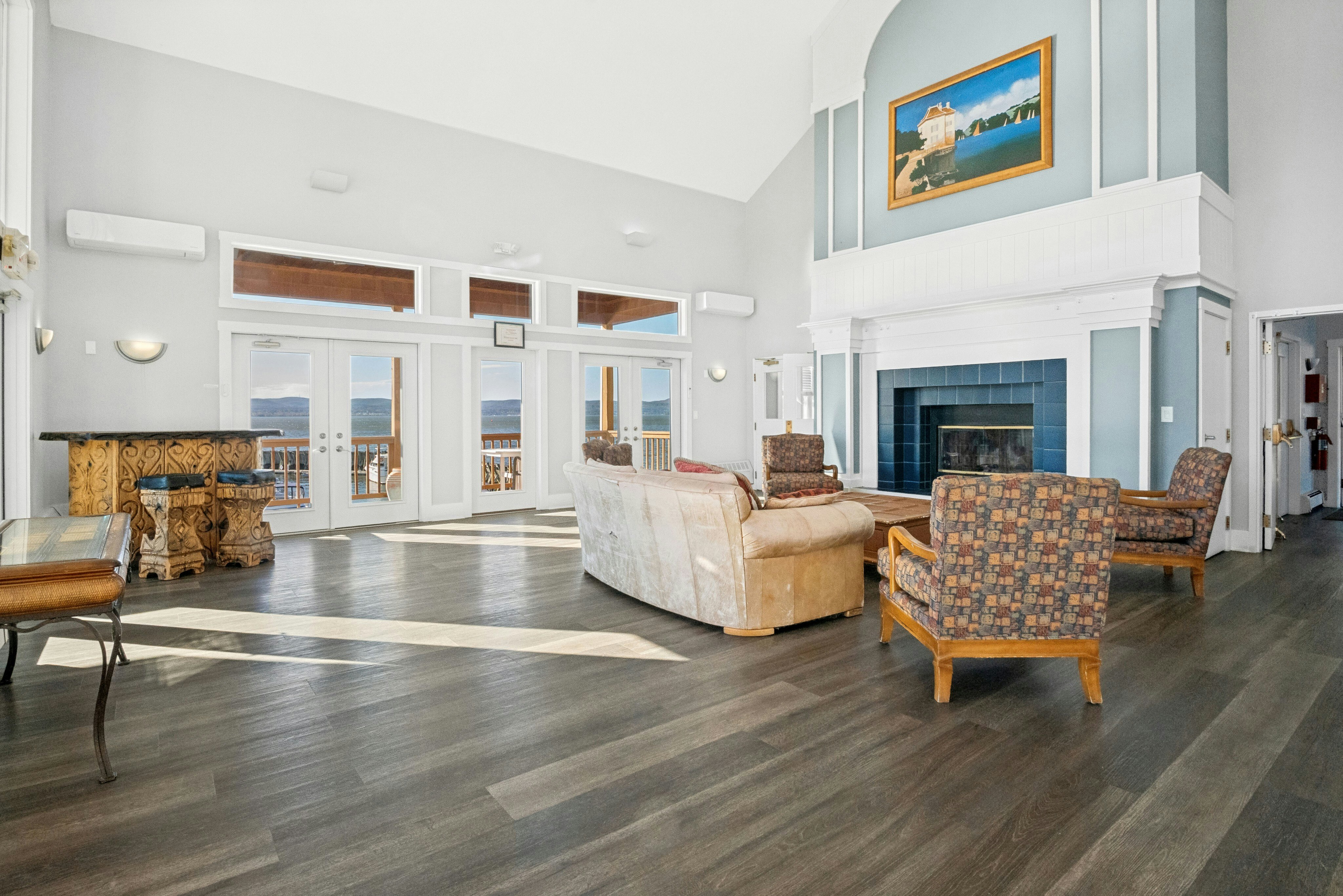 1200 Half Moon Bay Drive - 物件實景