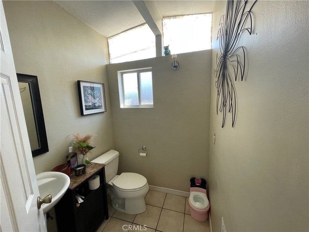 La Puente, California, 91744, United States, 4 Bedrooms Bedrooms, ,2 BathroomsBathrooms,Residential,For Sale,1951017