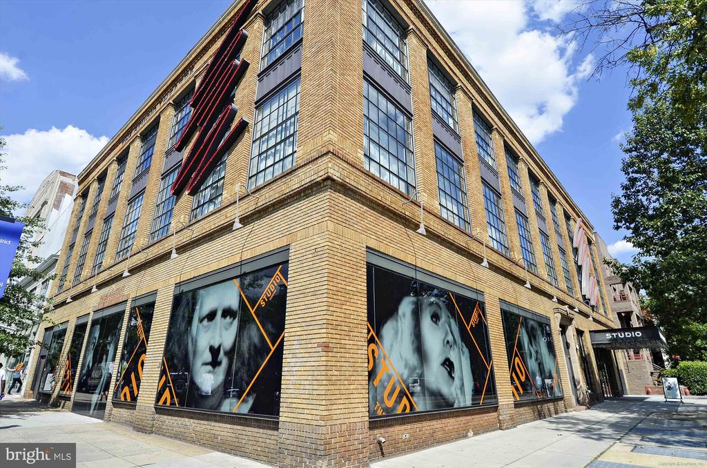 Washington, District of Columbia, 20005, United States, 1 Bedroom Bedrooms, ,2 BathroomsBathrooms,Residential,For Sale,1978761