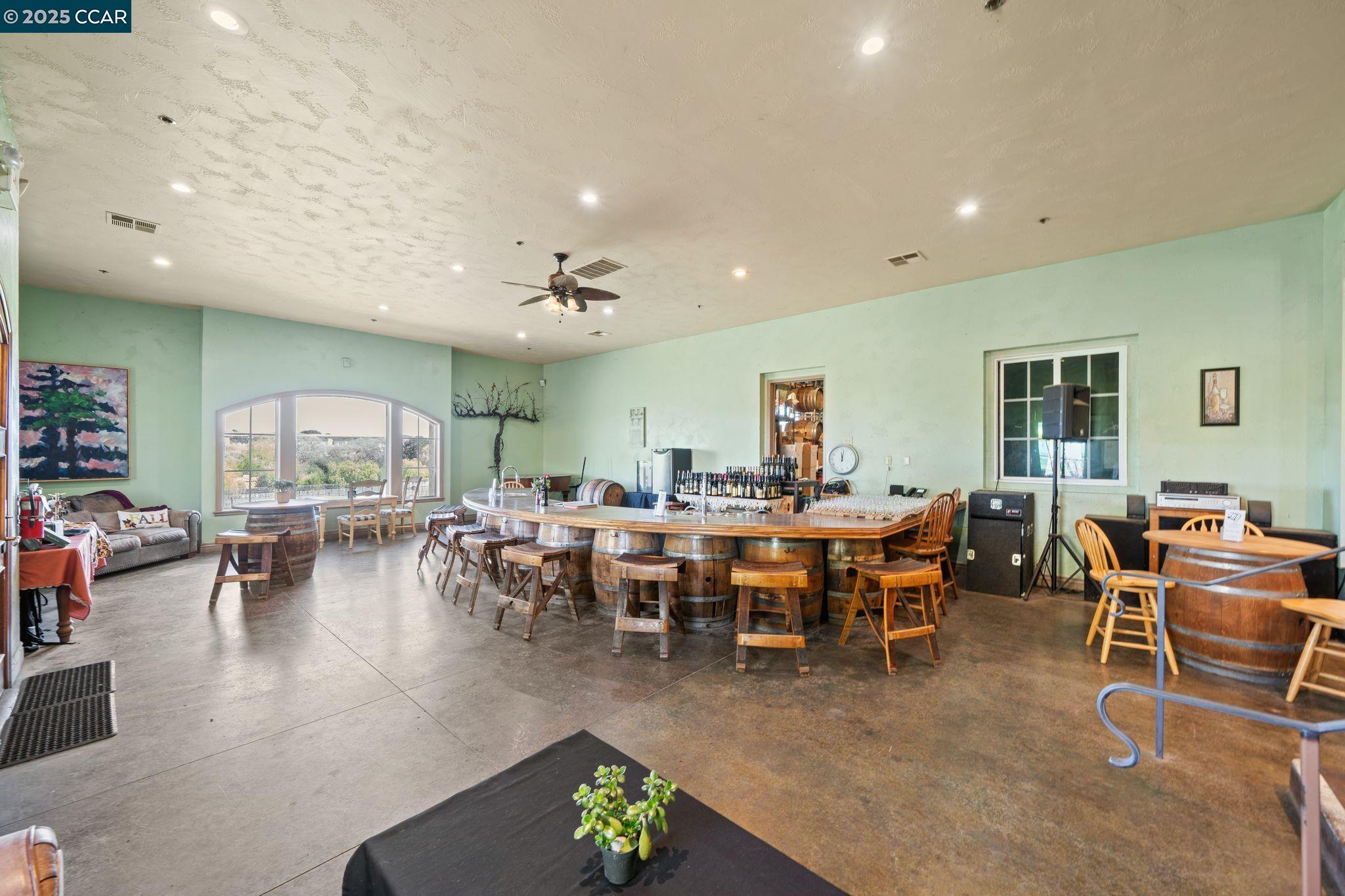 Livermore, California, 94550, United States, 5 Bedrooms Bedrooms, ,4 BathroomsBathrooms,Residential,For Sale,1918486