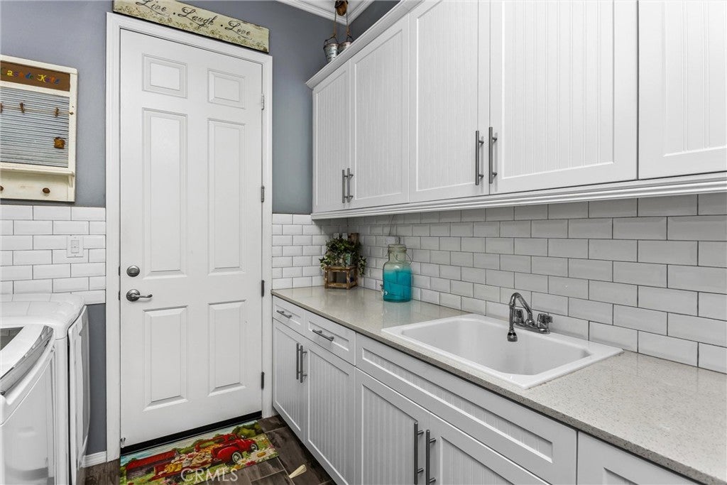 Beaumont, California, 92223, United States, 2 Bedrooms Bedrooms, ,3 BathroomsBathrooms,Residential,For Sale,2048411