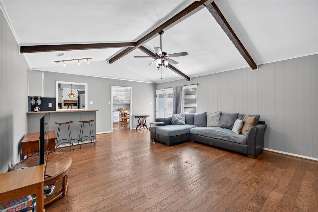 Trophy Club, Texas, 76262, United States, 4 Bedrooms Bedrooms, ,3 BathroomsBathrooms,Residential,For Sale,1992869