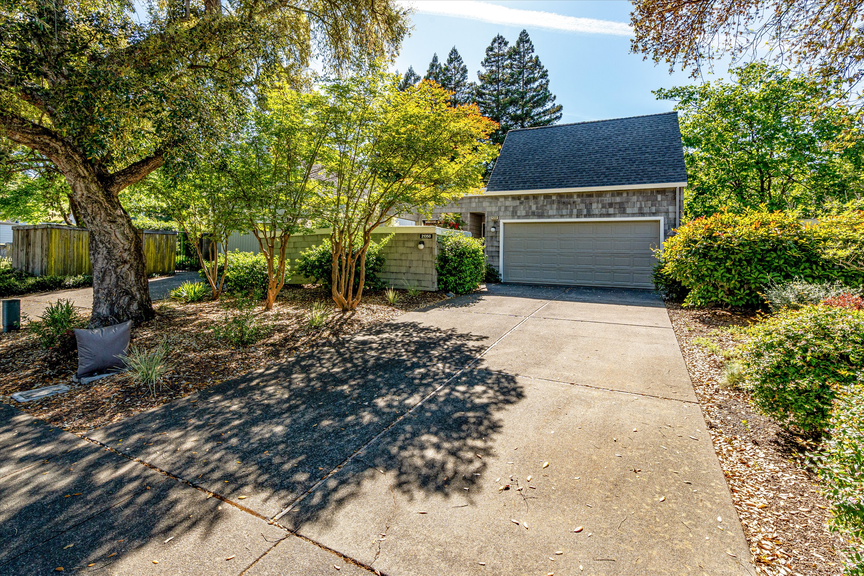  21350 Via Colombard - 物件實景