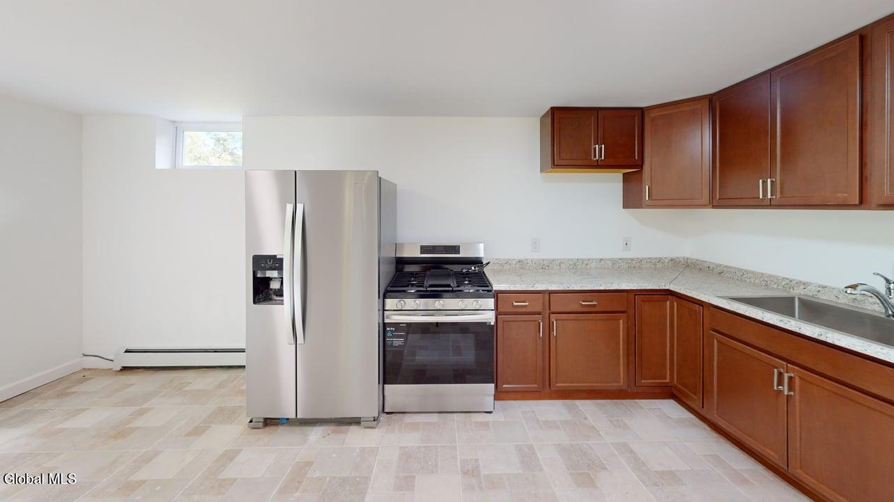 Summit, New York, 12175, United States, 3 Bedrooms Bedrooms, ,4 BathroomsBathrooms,Residential,For Sale,1942619