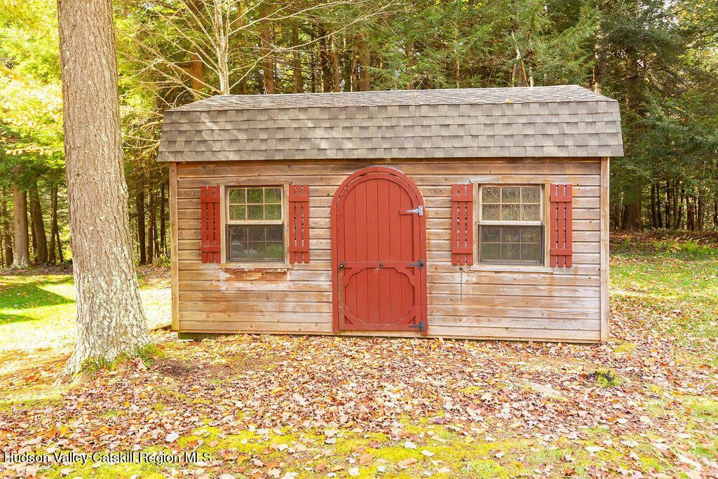 Highmount, New York, 12441, United States, 4 Bedrooms Bedrooms, ,3 BathroomsBathrooms,Residential,For Sale,1918667