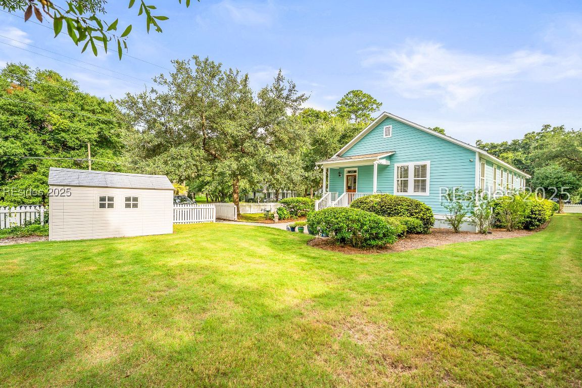 Beaufort, South Carolina, 29902, United States, 3 Bedrooms Bedrooms, ,Residential,For Sale,1906126