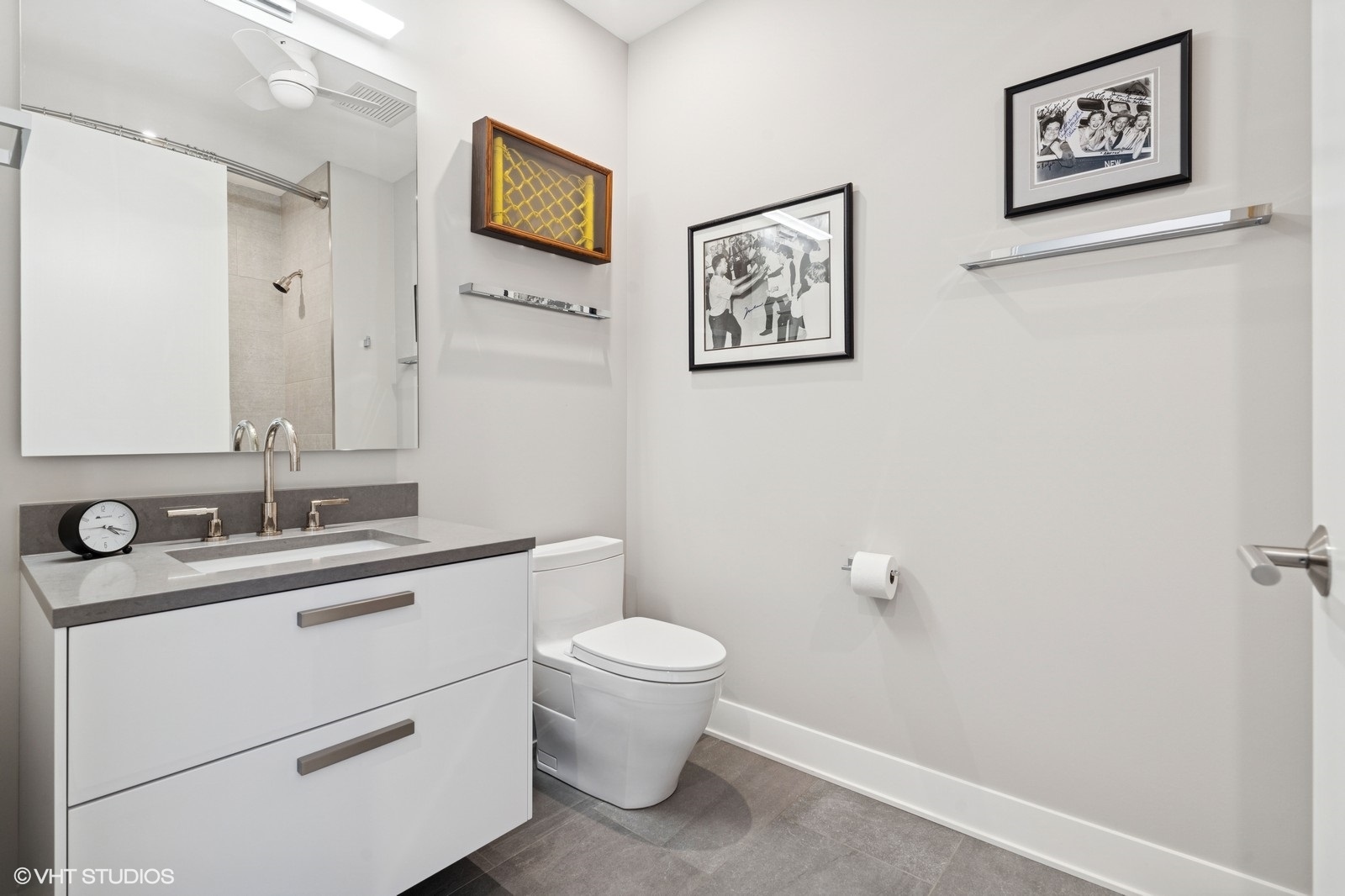 Chicago, Illinois, 60611, United States, 3 Bedrooms Bedrooms, ,4 BathroomsBathrooms,Residential,For Sale,1903791
