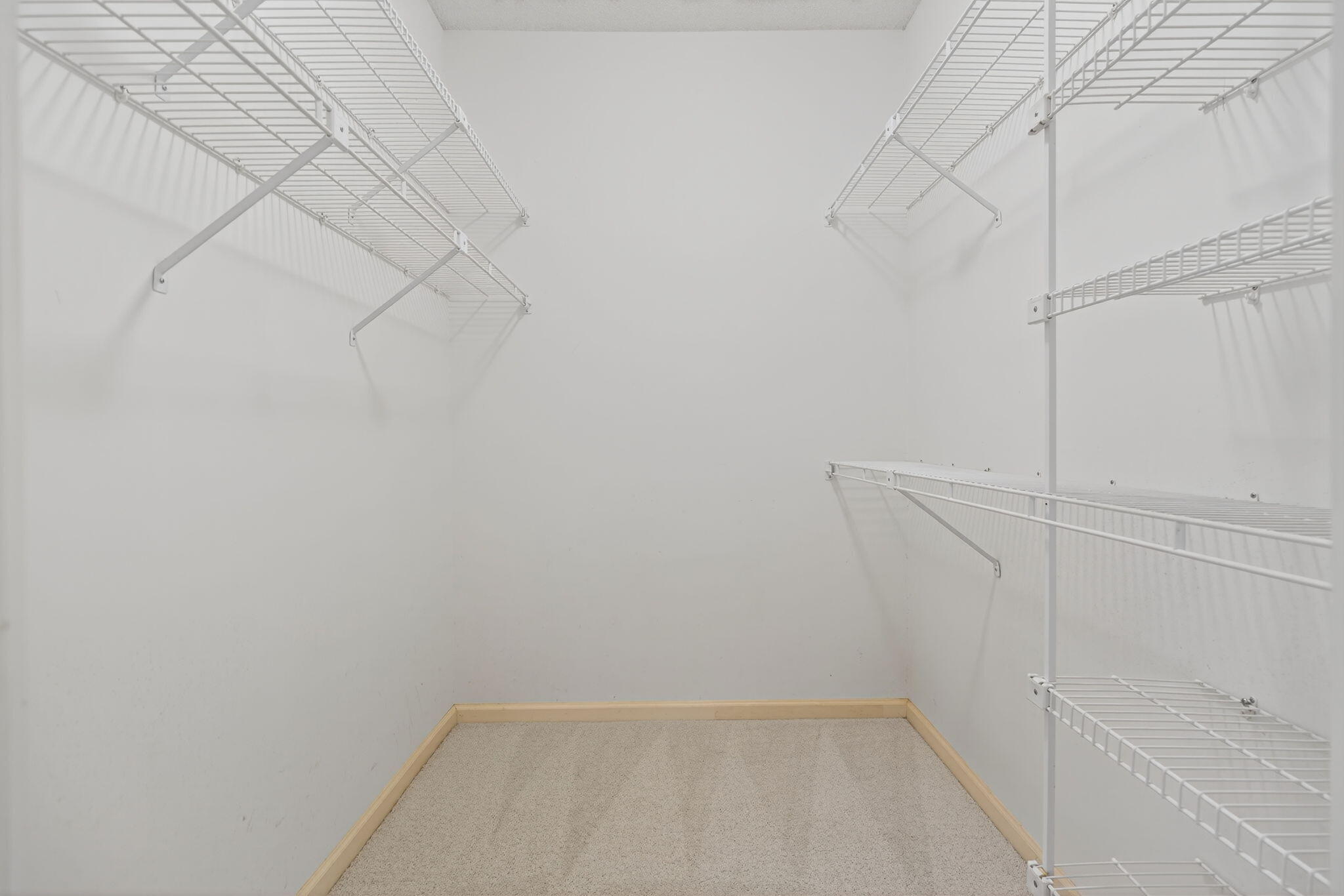 Stuart, Florida, 34997, United States, 3 Bedrooms Bedrooms, ,2 BathroomsBathrooms,Residential,For Sale,1954563