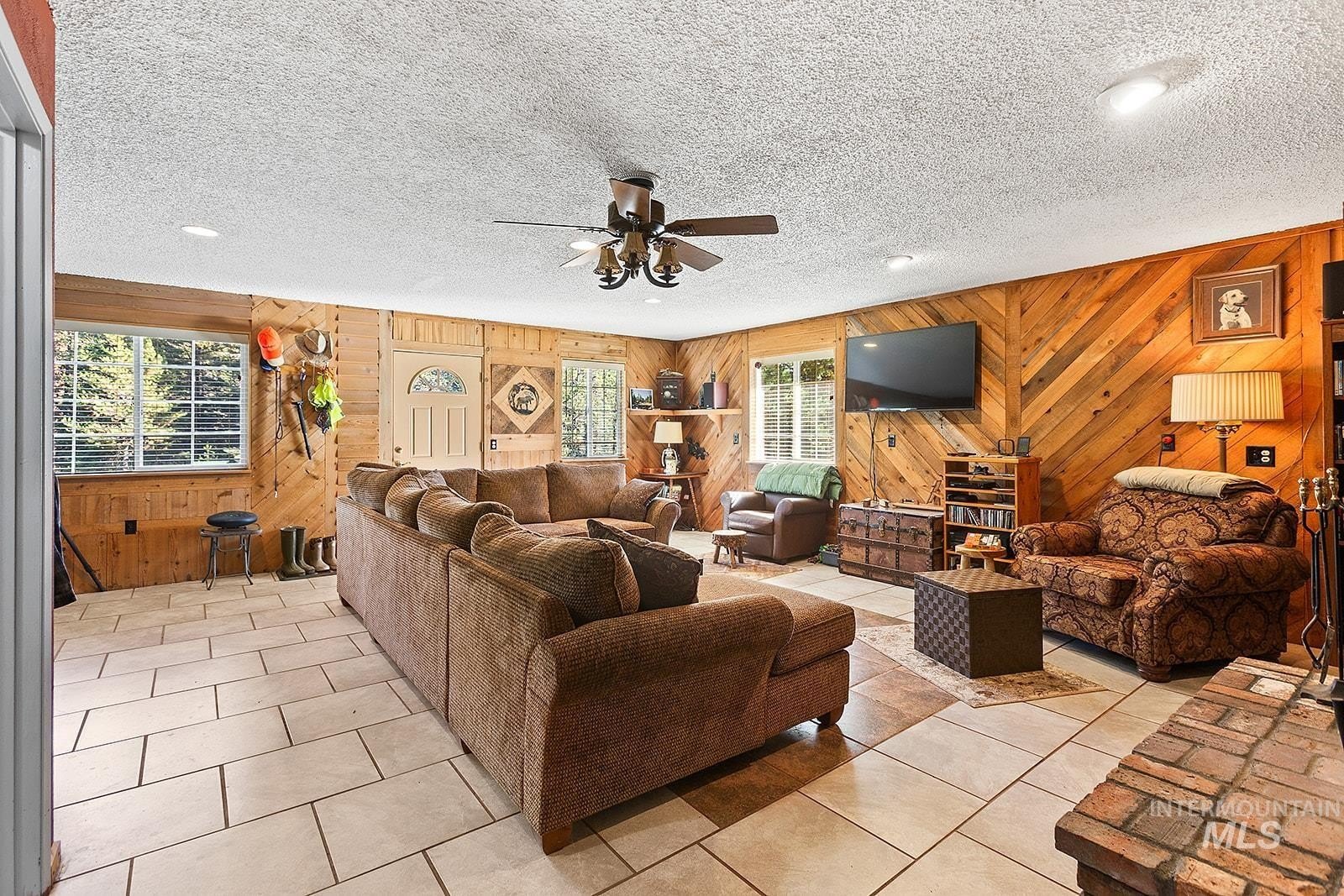 Winchester, Idaho, 83555, United States, 2 Bedrooms Bedrooms, ,2 BathroomsBathrooms,Residential,For Sale,1982672