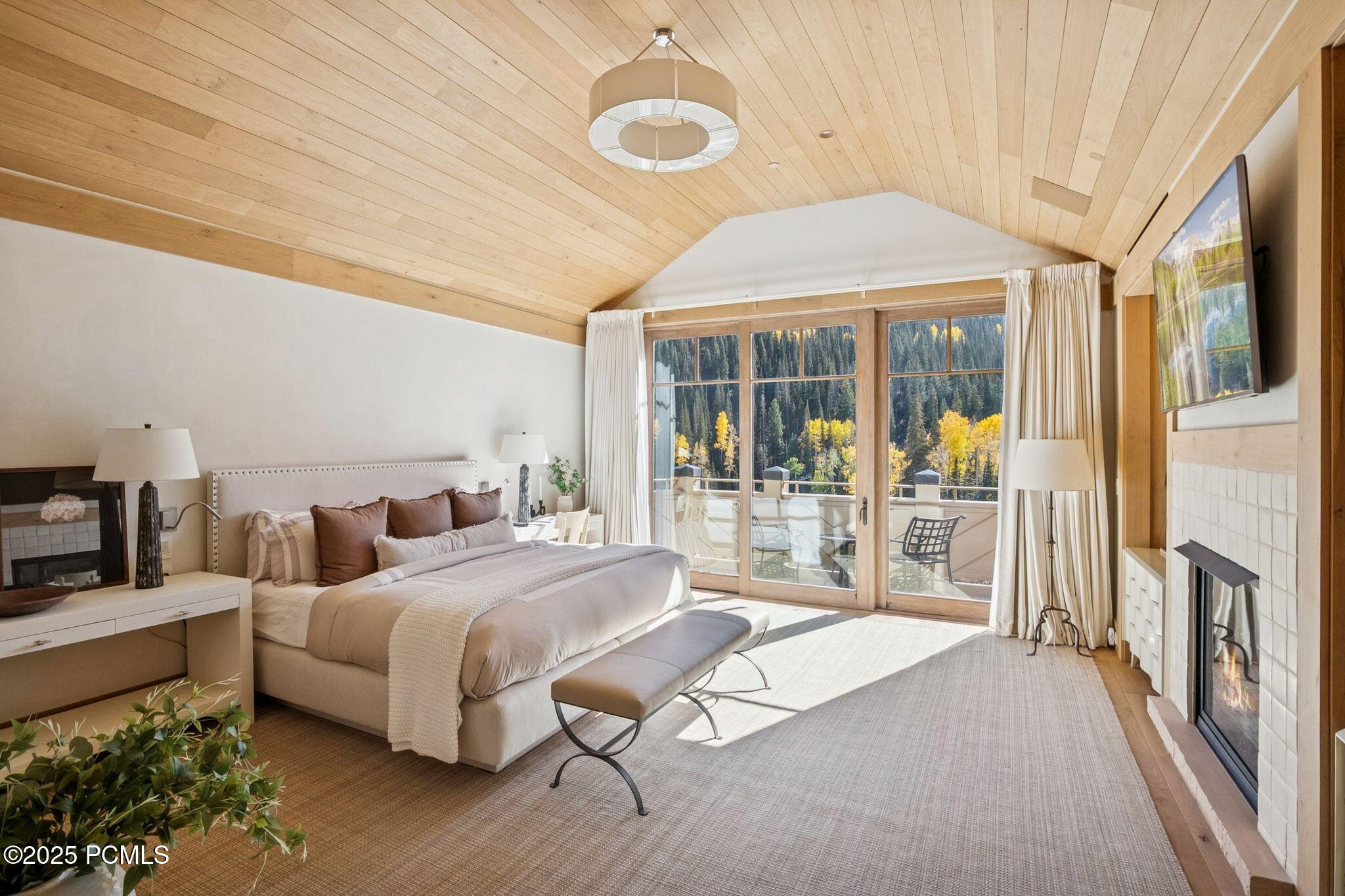 Park City, Utah, 84060, United States, 4 Bedrooms Bedrooms, ,5 BathroomsBathrooms,Residential,For Sale,1934666