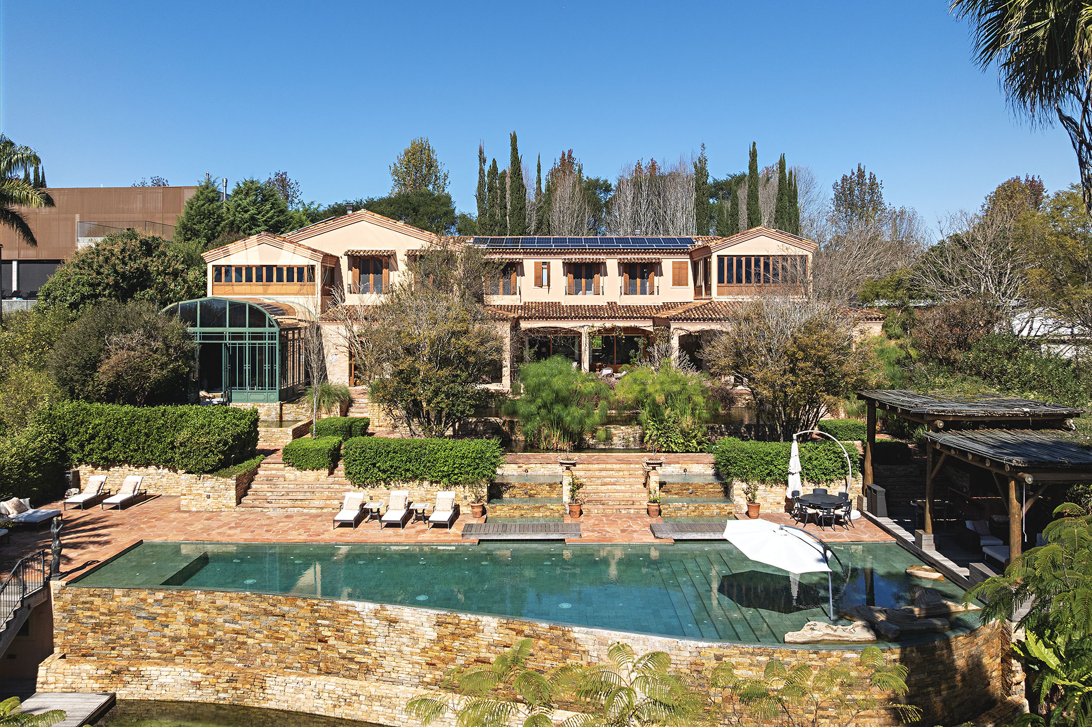  Tuscan-Style Residence in Quinta da Baroneza with an Exclusive Design - 物件實景