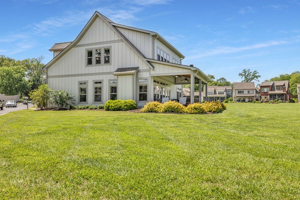 Hayesville, North Carolina, 28904, United States, 2 Bedrooms Bedrooms, ,3 BathroomsBathrooms,Residential,For Sale,1810618