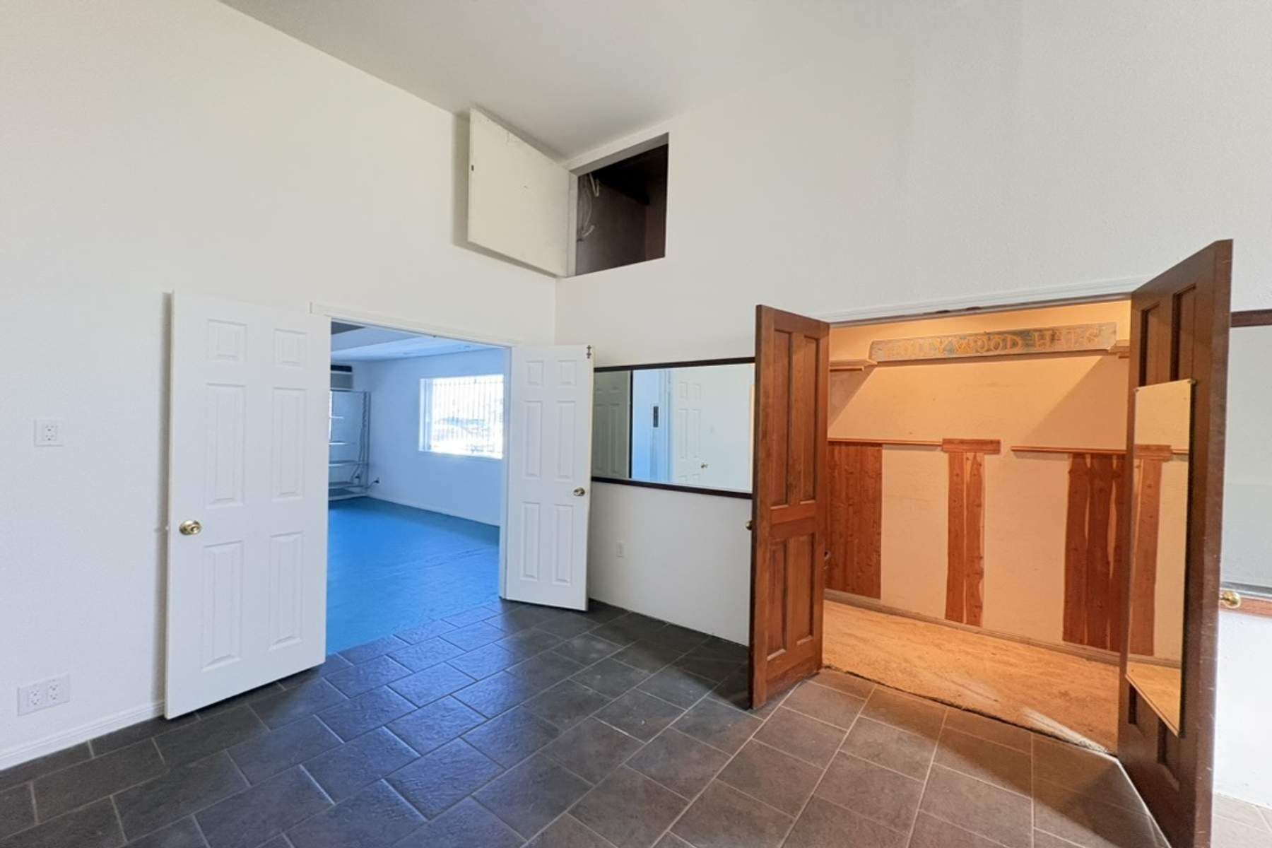  6041 Cleon Avenue - 物件實景