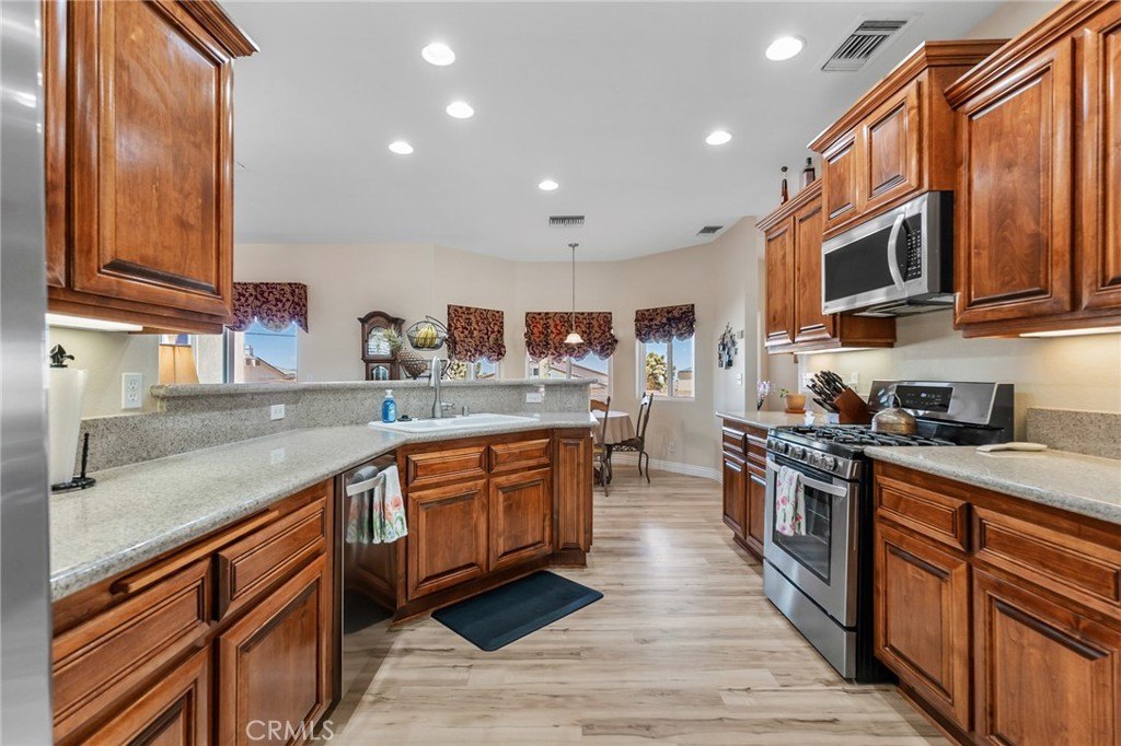 Yucca Valley, California, 92284, United States, 4 Bedrooms Bedrooms, ,3 BathroomsBathrooms,Residential,For Sale,1827862