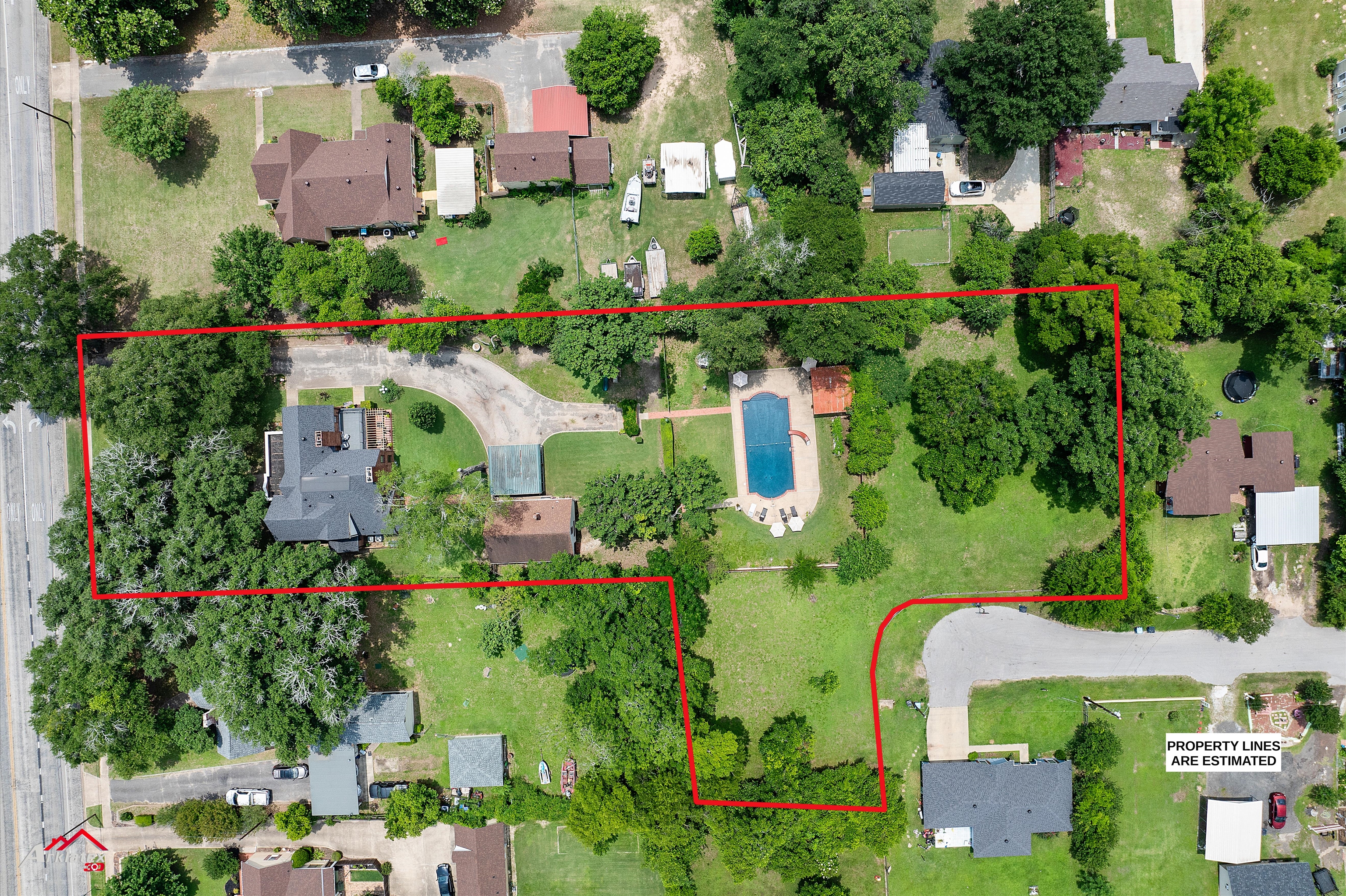 Henderson, Texas, 75654, United States, 3 Bedrooms Bedrooms, ,5 BathroomsBathrooms,Residential,For Sale,1930461
