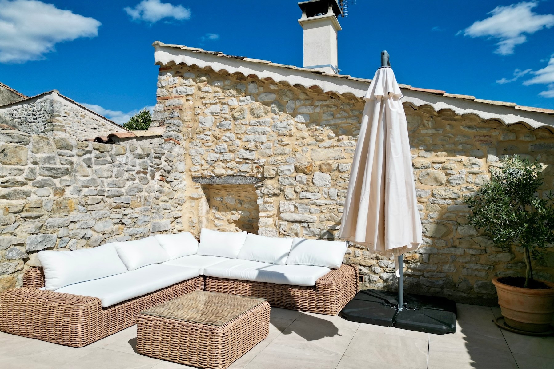  Uzès - lussan Charming Renovated stone Home in a Peaceful Village Setting - 物件實景