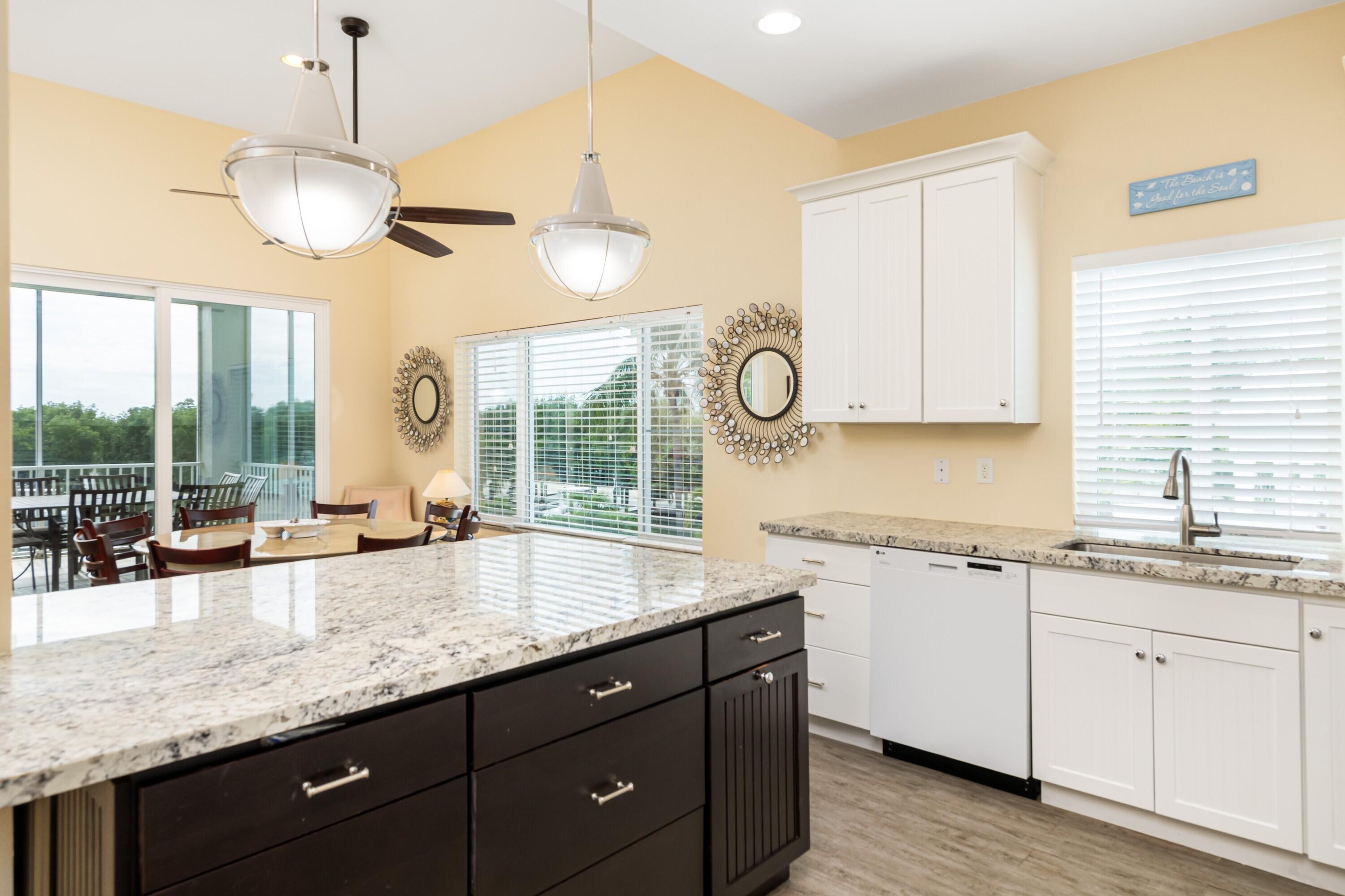 MARATHON, Florida, 33050, United States, 3 Bedrooms Bedrooms, ,2 BathroomsBathrooms,Residential,For Sale,1989010