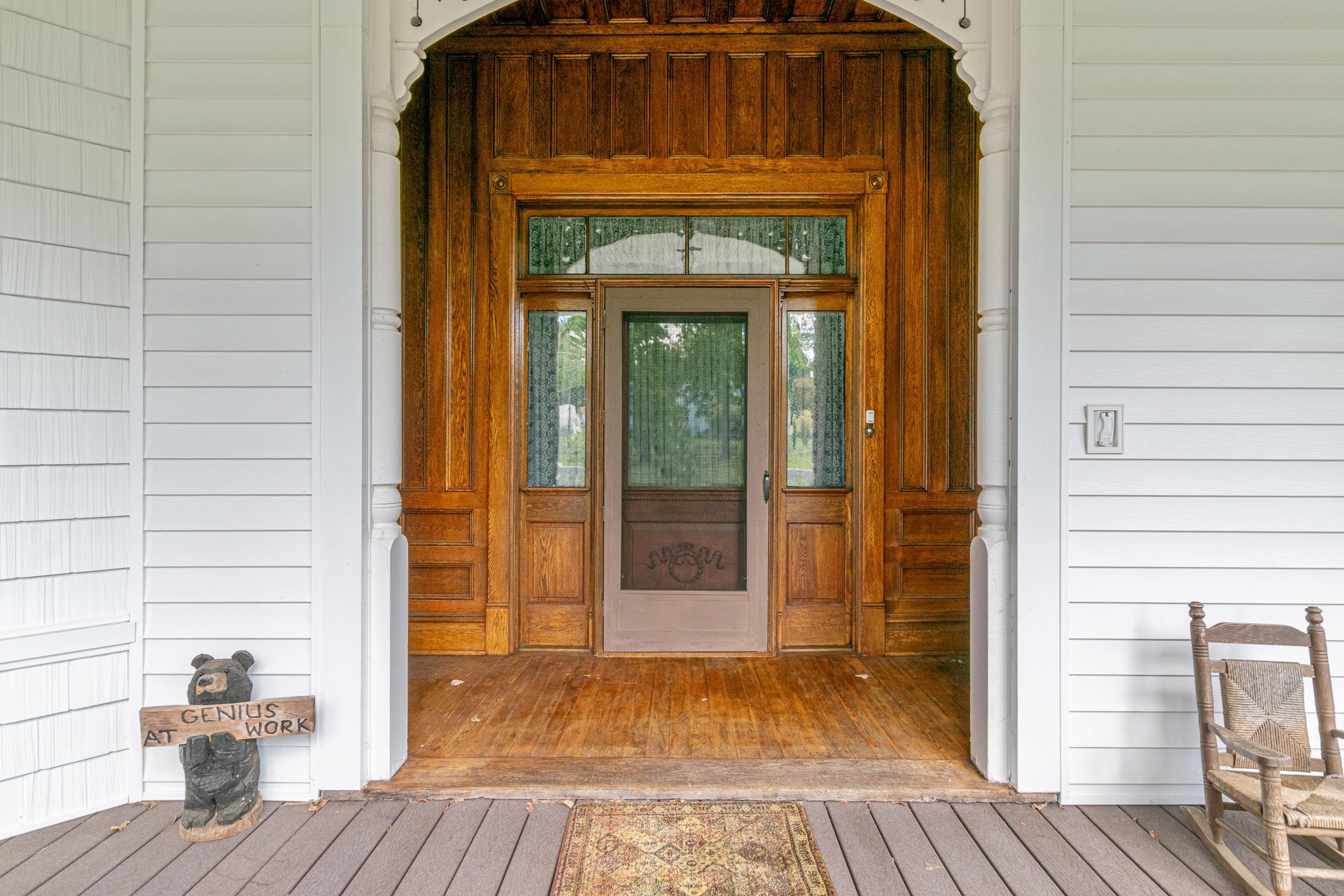 Tazewell, Virginia, 24651, United States, 6 Bedrooms Bedrooms, ,4 BathroomsBathrooms,Residential,For Sale,1905937