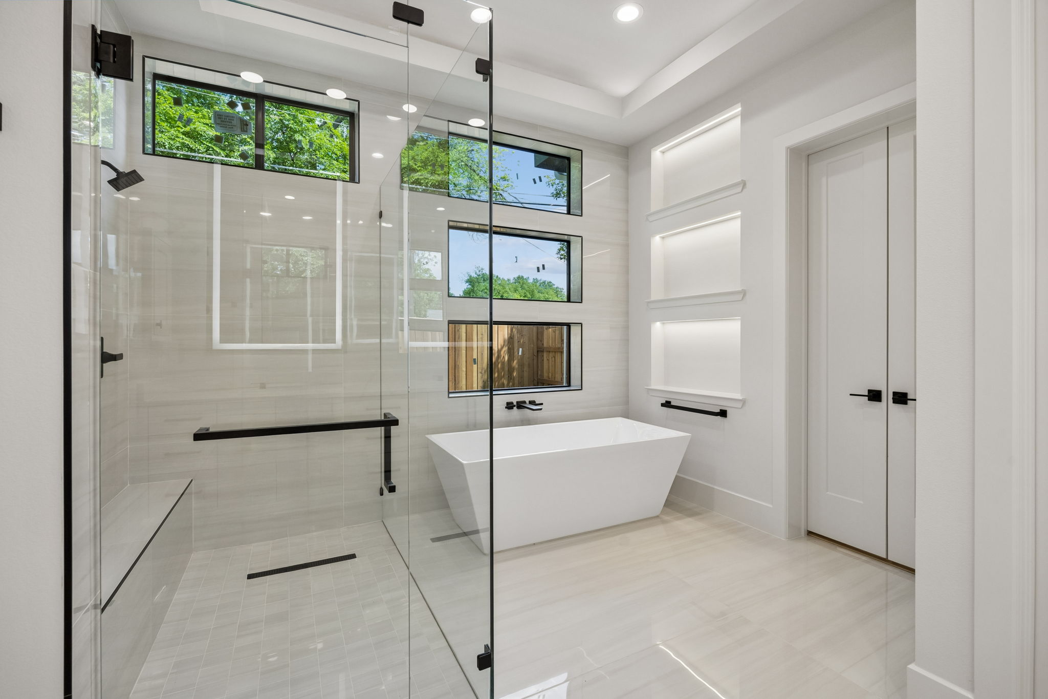 3579 Flaxley Drive - 物件實景