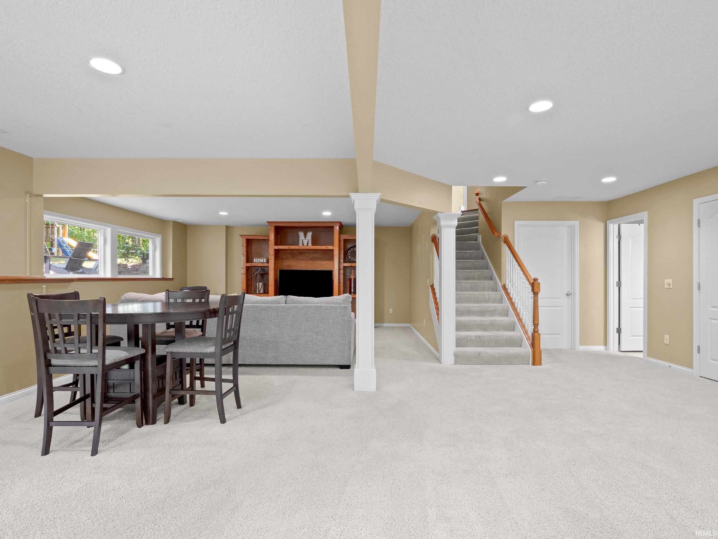 Fort Wayne, Indiana, 46814-9194, United States, 5 Bedrooms Bedrooms, ,4 BathroomsBathrooms,Residential,For Sale,1987073