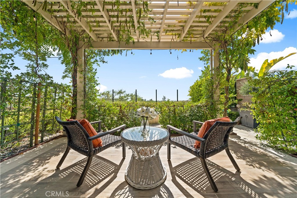 Irvine, California, 92602, United States, 5 Bedrooms Bedrooms, ,6 BathroomsBathrooms,Residential,For Sale,1982881