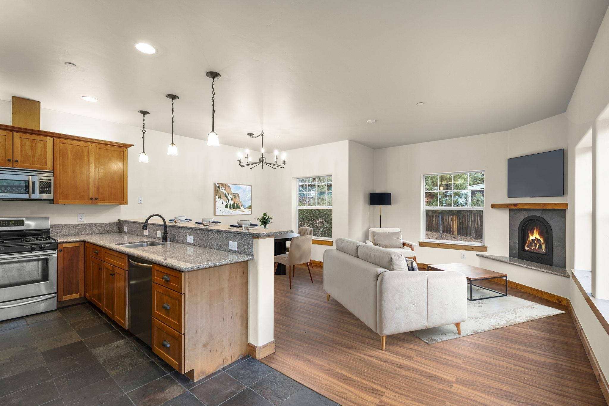 Tahoe Vista, California, 96148, United States, 3 Bedrooms Bedrooms, ,2 BathroomsBathrooms,Residential,For Sale,2003341