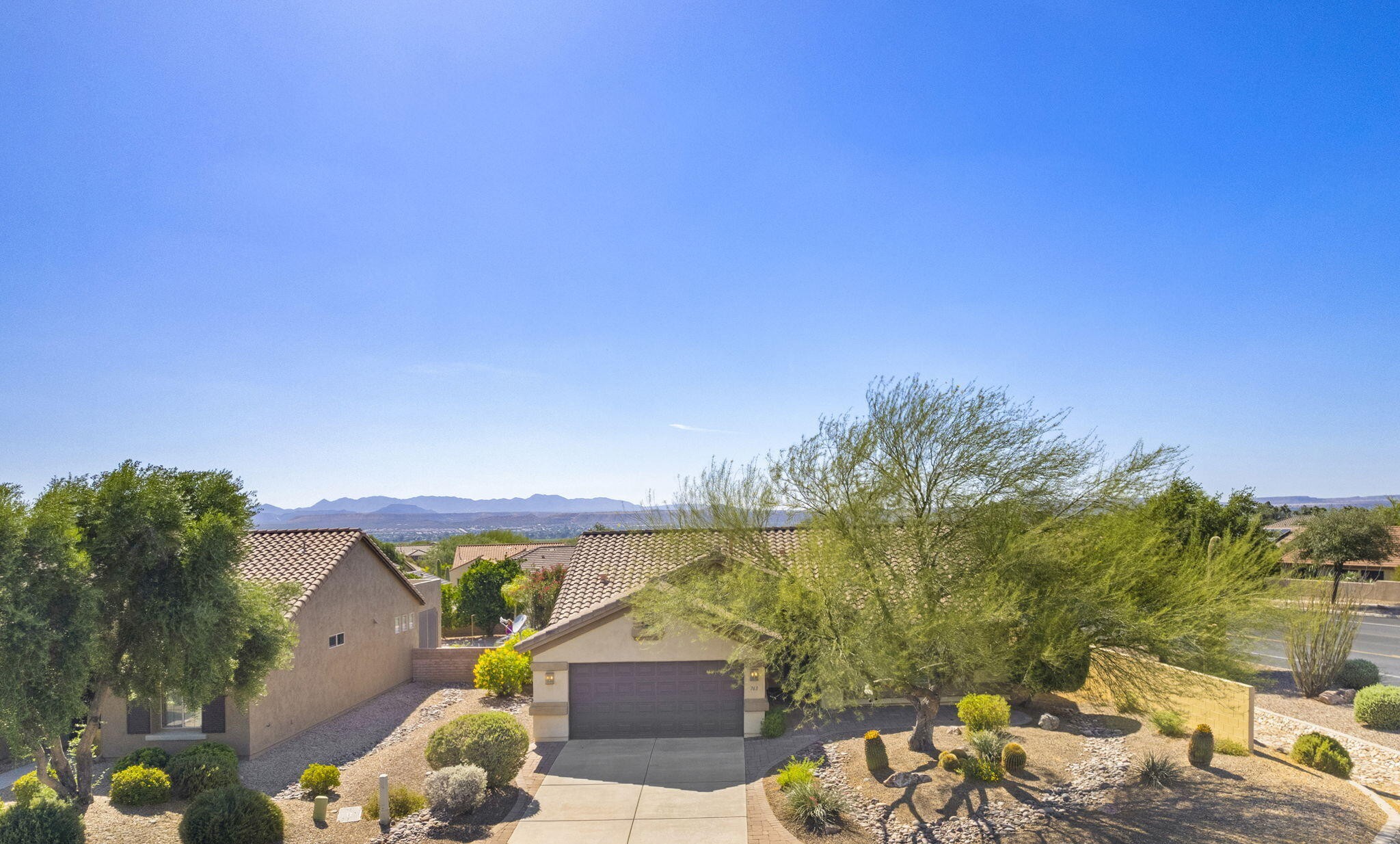  763 N Skywalker Place  Green Valley, AZ - 物件實景