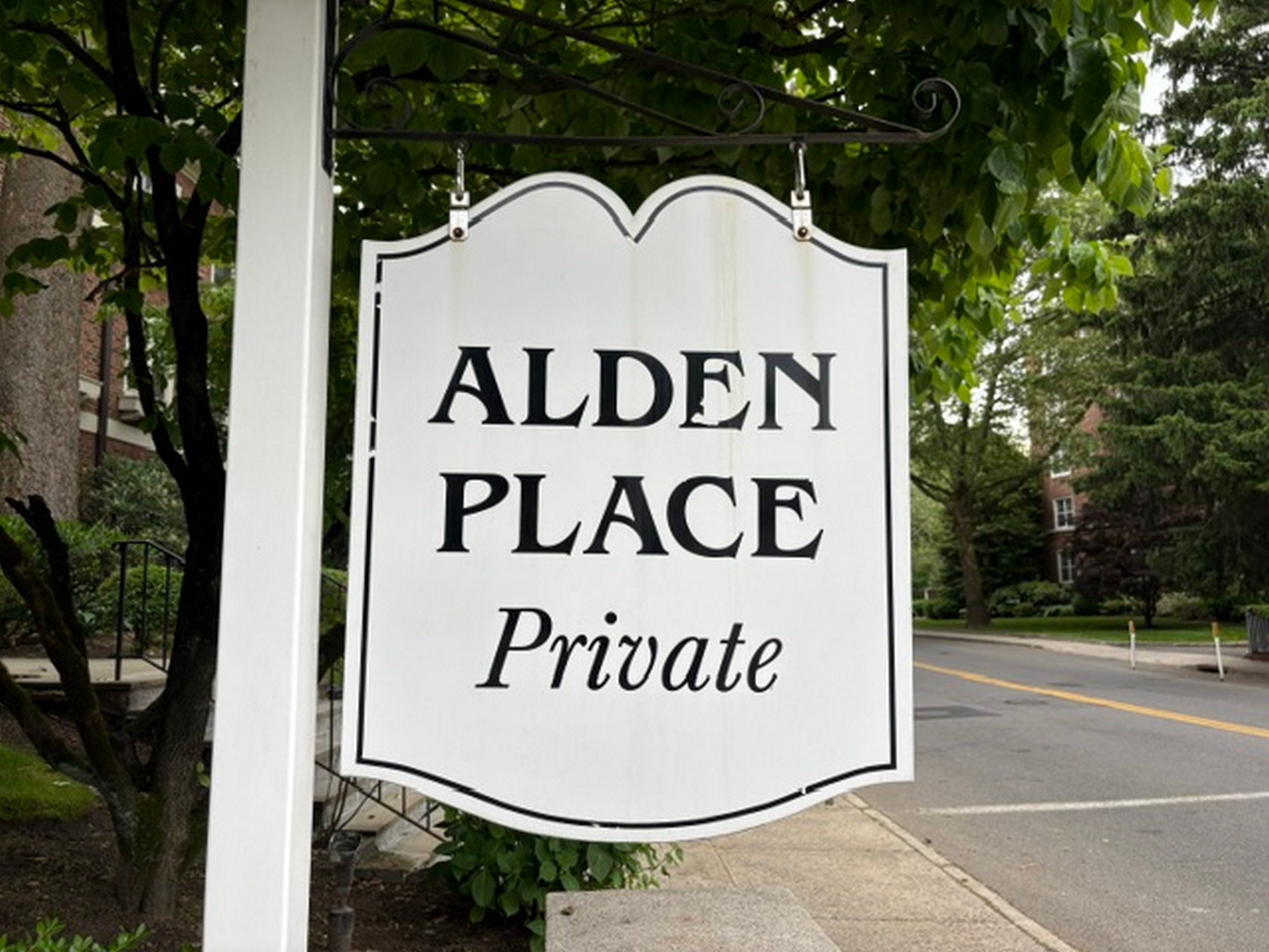 Alden Place — truly one of a kind - 物件實景