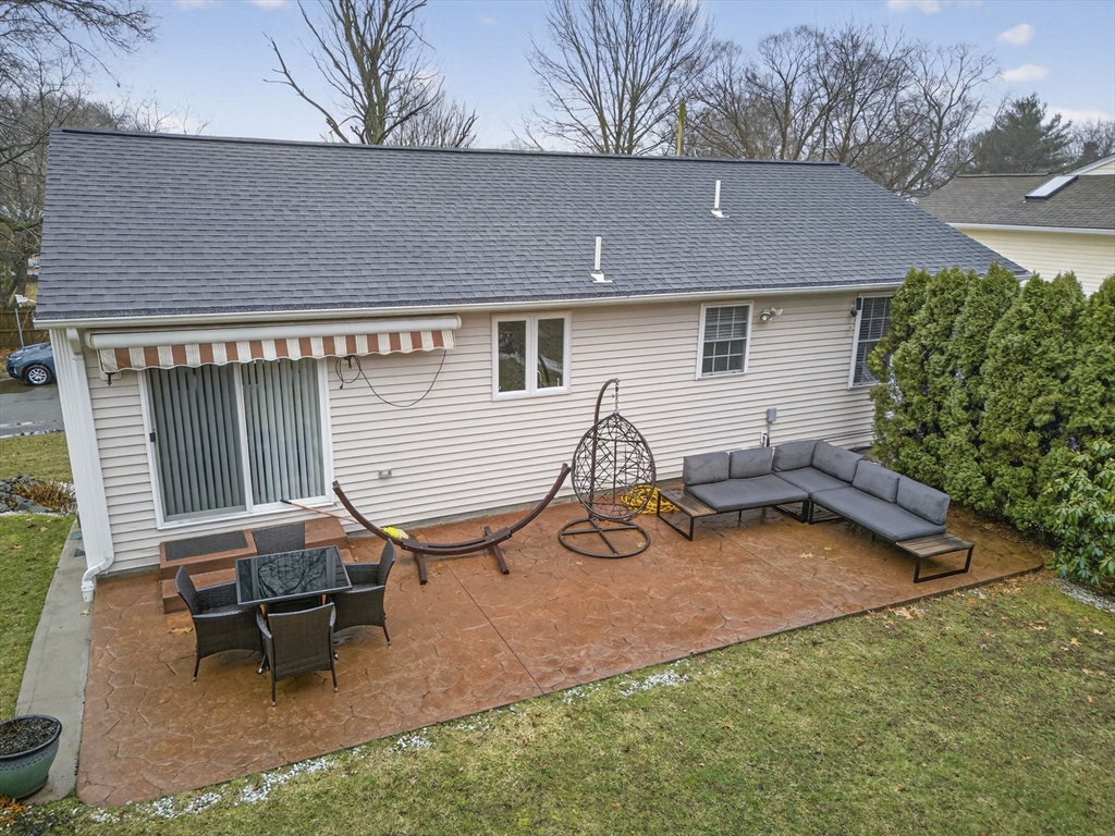 Cumberland, Rhode Island, 02864, United States, 4 Bedrooms Bedrooms, ,2 BathroomsBathrooms,Residential,For Sale,2040279