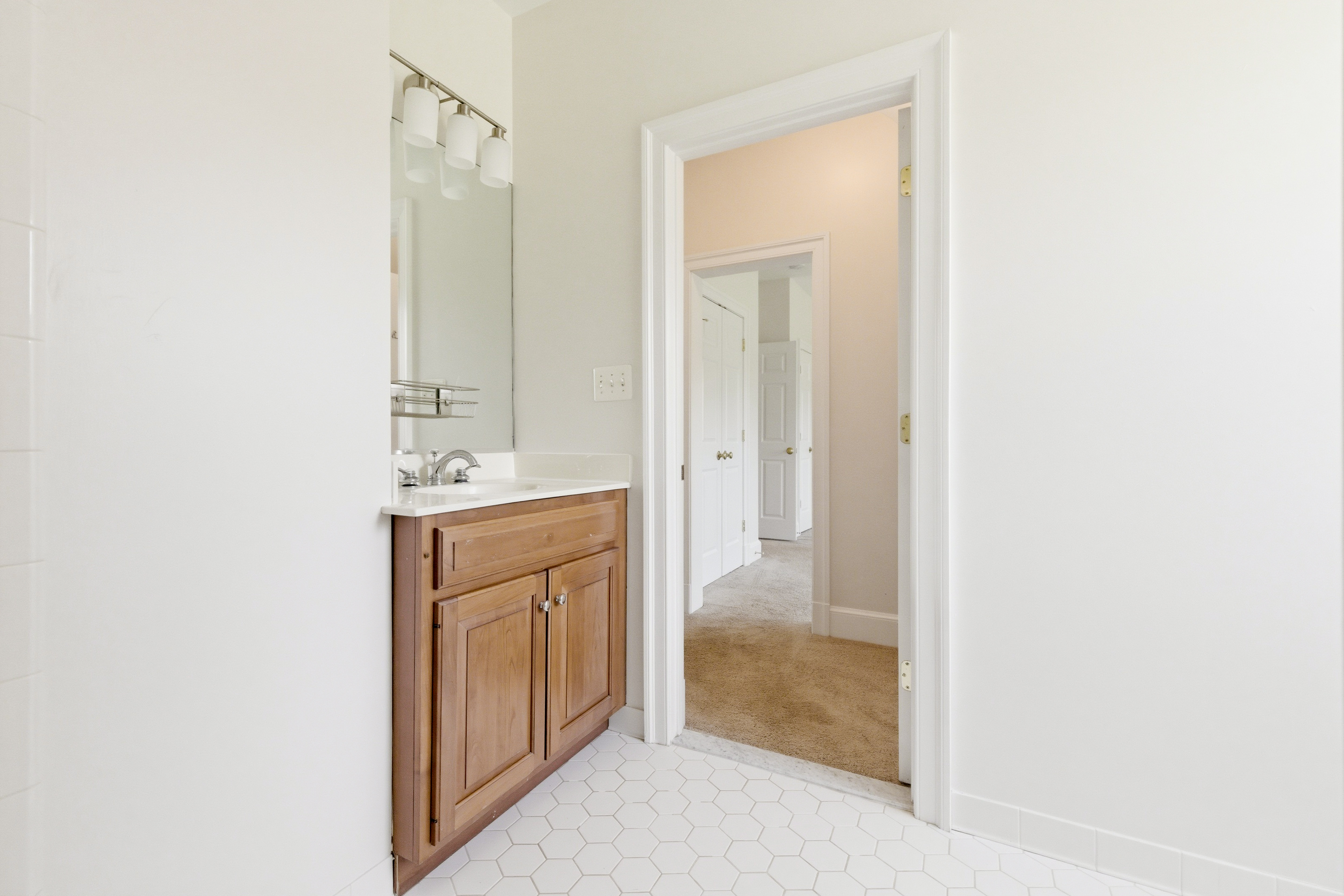  15018 Clover Hill Road, Waterford, VA 20197 - 物件實景