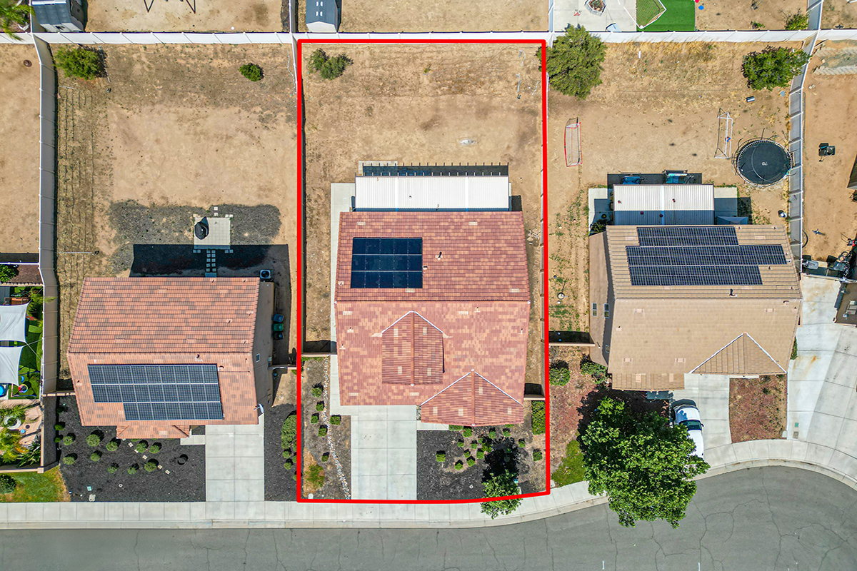 Winchester, California, 92596, United States, 6 Bedrooms Bedrooms, ,4 BathroomsBathrooms,Residential,For Sale,1983204