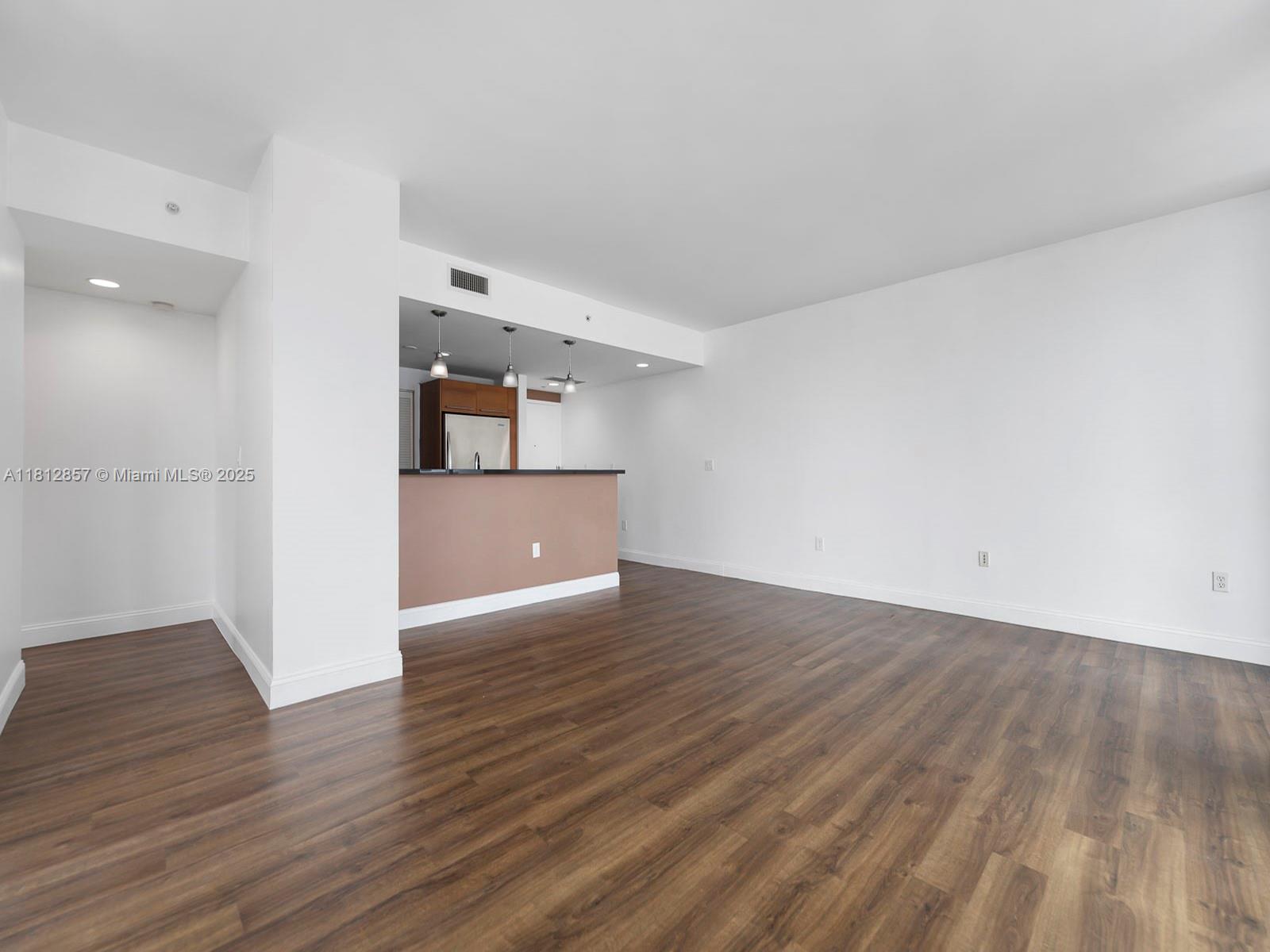 Miami, Florida, 33132, United States, 2 Bedrooms Bedrooms, ,2 BathroomsBathrooms,Residential,For Sale,1838941