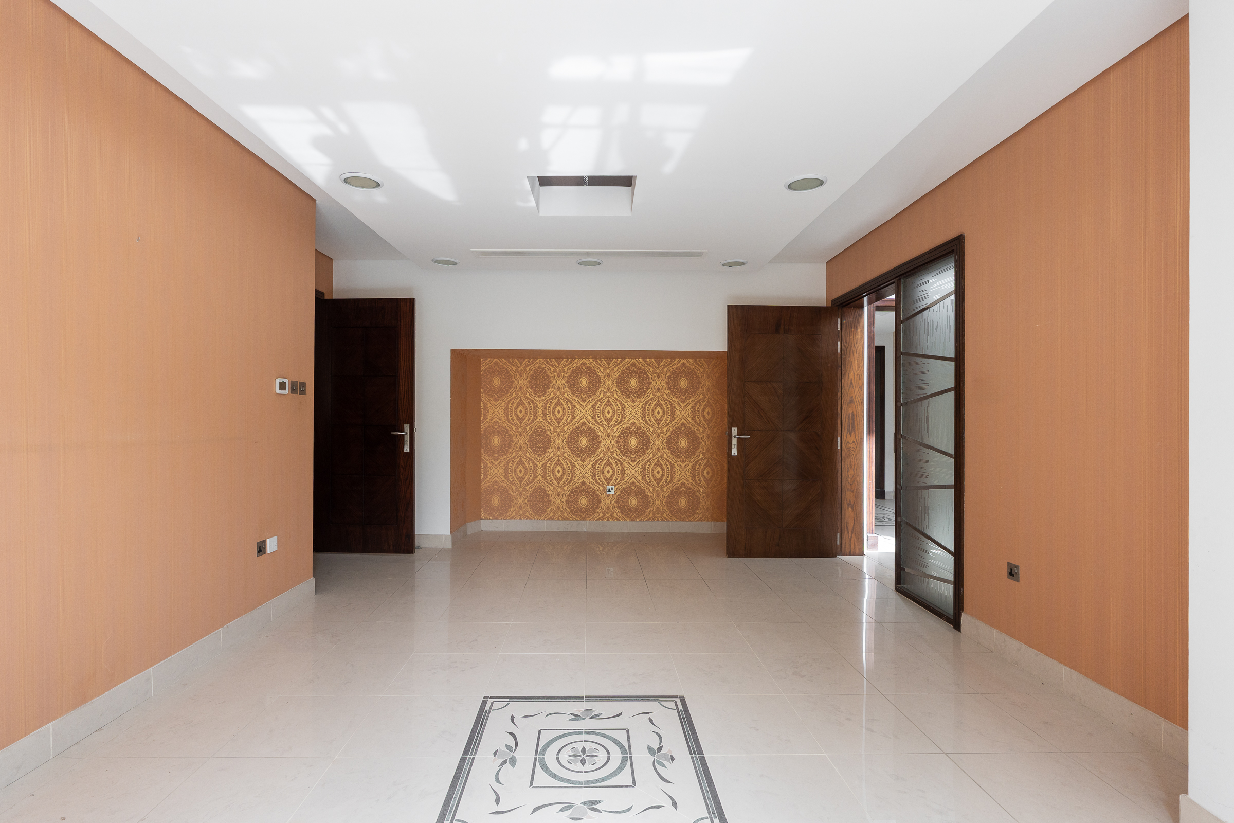  Vast Jumeirah Islands Villa With Bespoke Potential - 物件實景