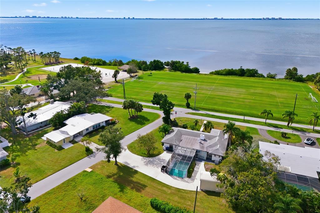 Sarasota, Florida, 34243, United States, 2 Bedrooms Bedrooms, ,2 BathroomsBathrooms,Residential,For Sale,1989484