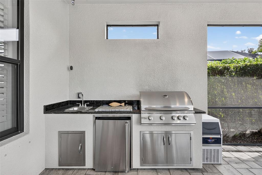 Bradenton, Florida, 34211, United States, 2 Bedrooms Bedrooms, ,3 BathroomsBathrooms,Residential,For Sale,1992091