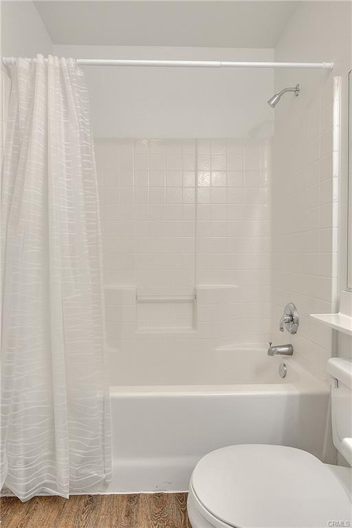 Victorville, California, 92392, United States, 5 Bedrooms Bedrooms, ,3 BathroomsBathrooms,Residential,For Sale,1996162