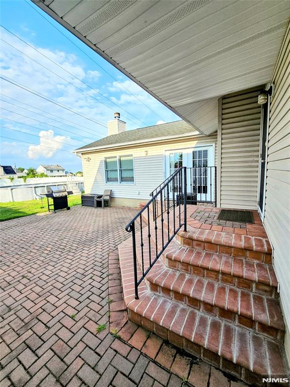 North Arlington, New Jersey, 07071, United States, 3 Bedrooms Bedrooms, ,2 BathroomsBathrooms,Residential,For Sale,1977876