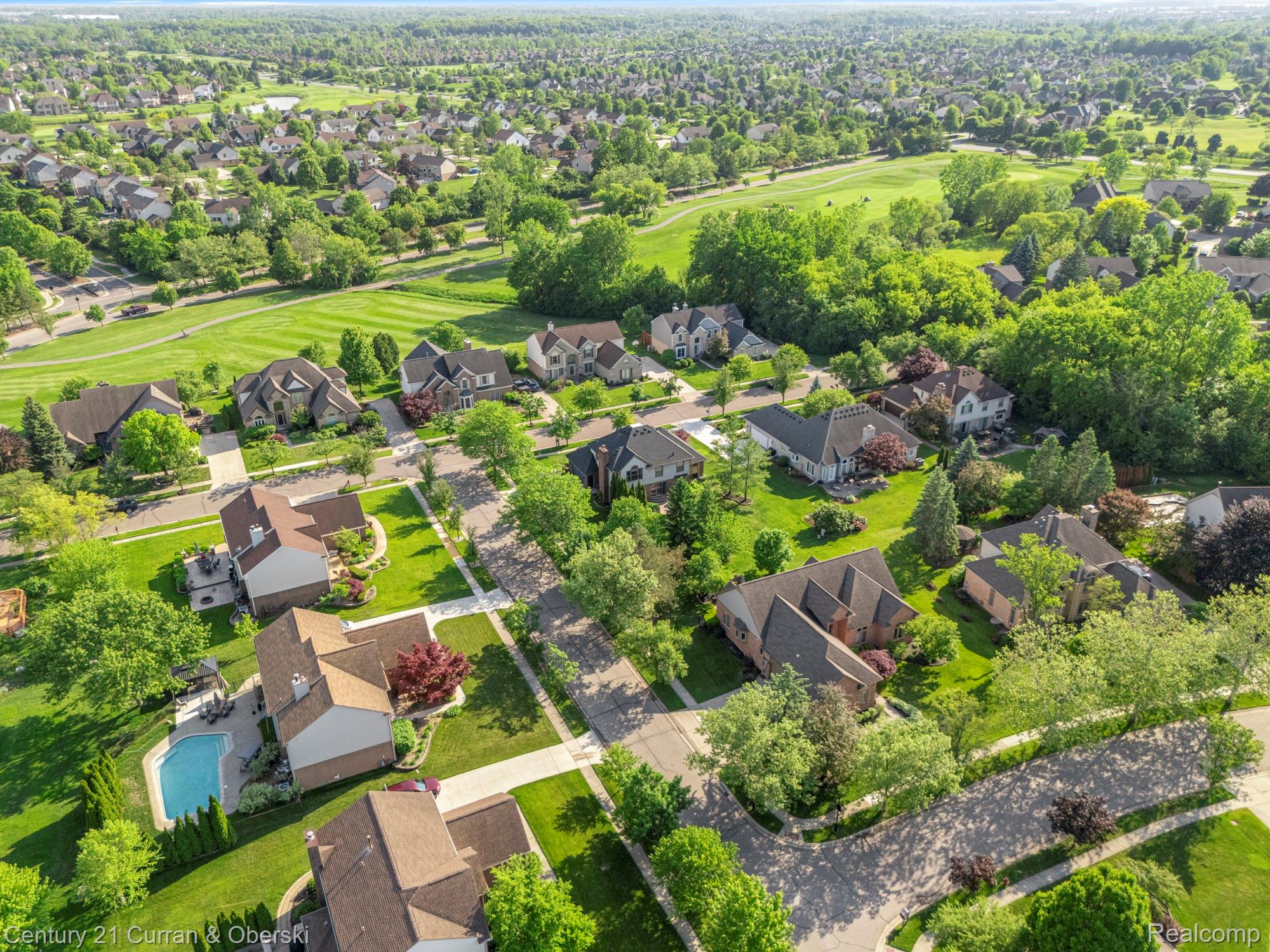 Canton Charter Township, Michigan, 48188, United States, 4 Bedrooms Bedrooms, ,4 BathroomsBathrooms,Residential,For Sale,2049400