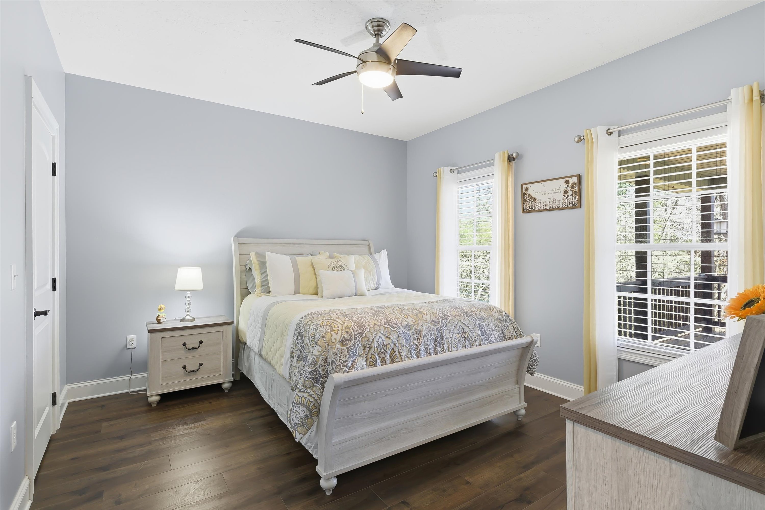 Sevierville, Tennessee, 37876, United States, 2 Bedrooms Bedrooms, ,2 BathroomsBathrooms,Residential,For Sale,1992764