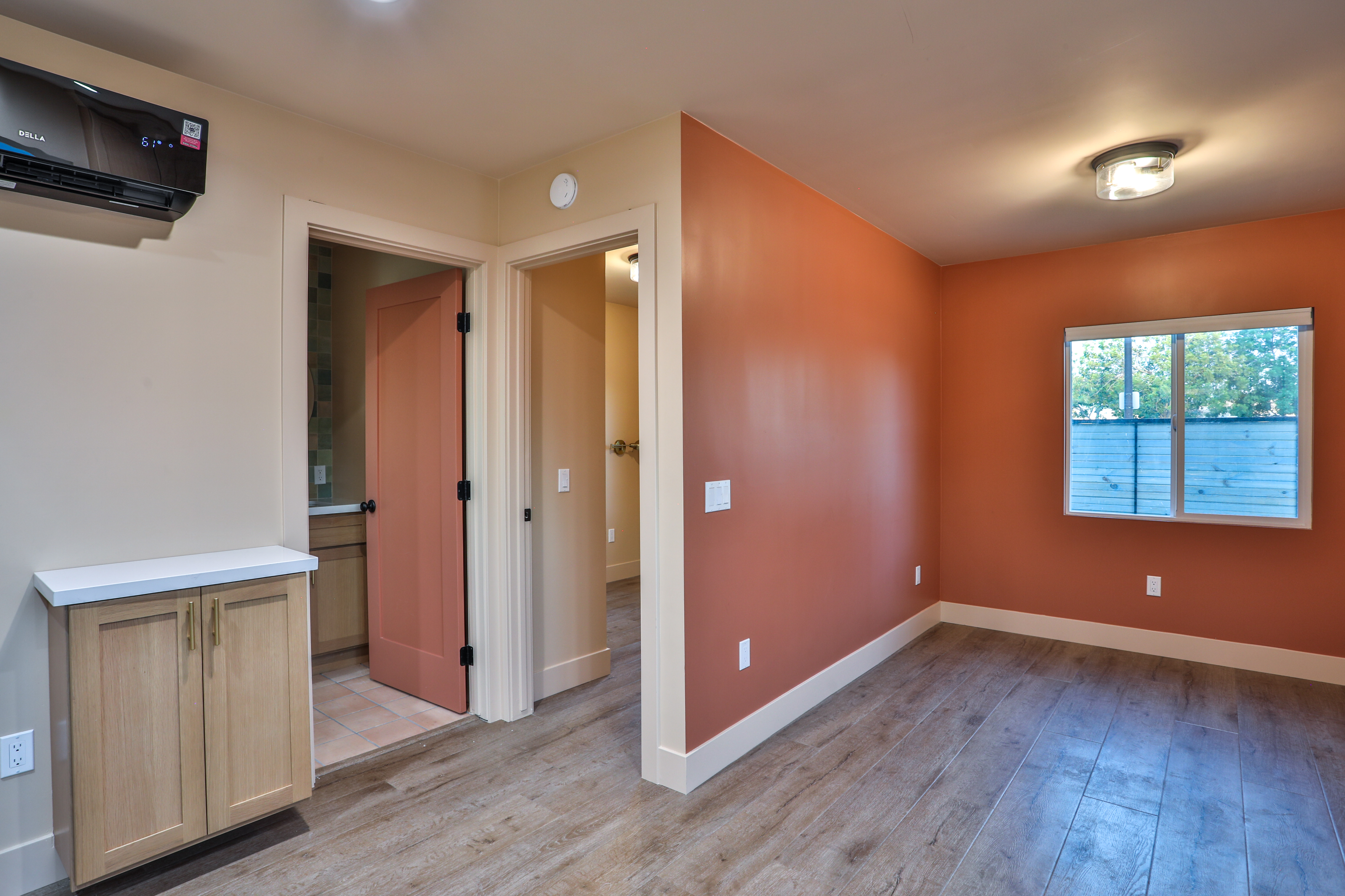  664 N. 8th Avenue, Upland, CA 91786 - 物件實景