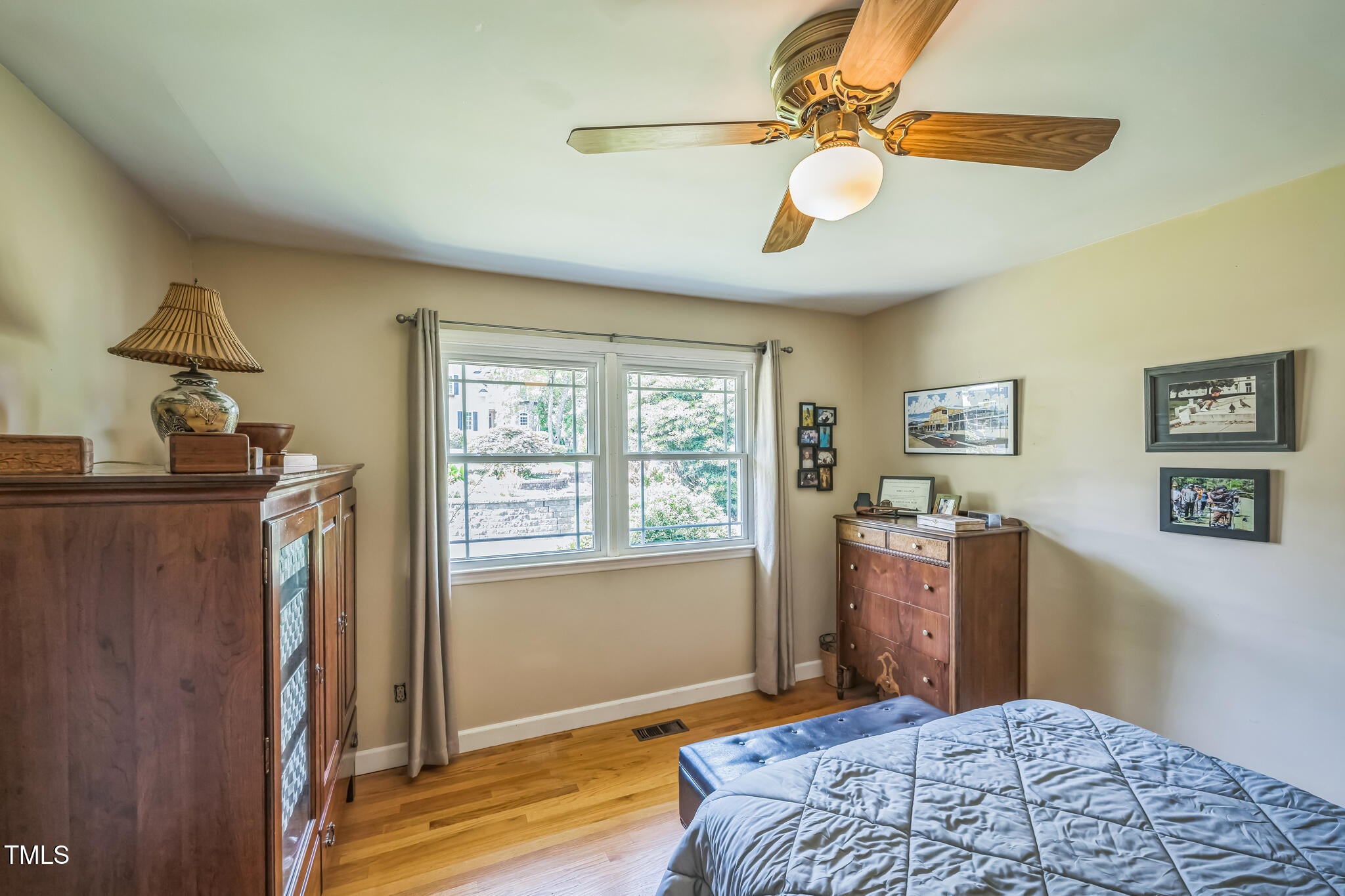 Raleigh, North Carolina, 27609, United States, 3 Bedrooms Bedrooms, ,2 BathroomsBathrooms,Residential,For Sale,1826657