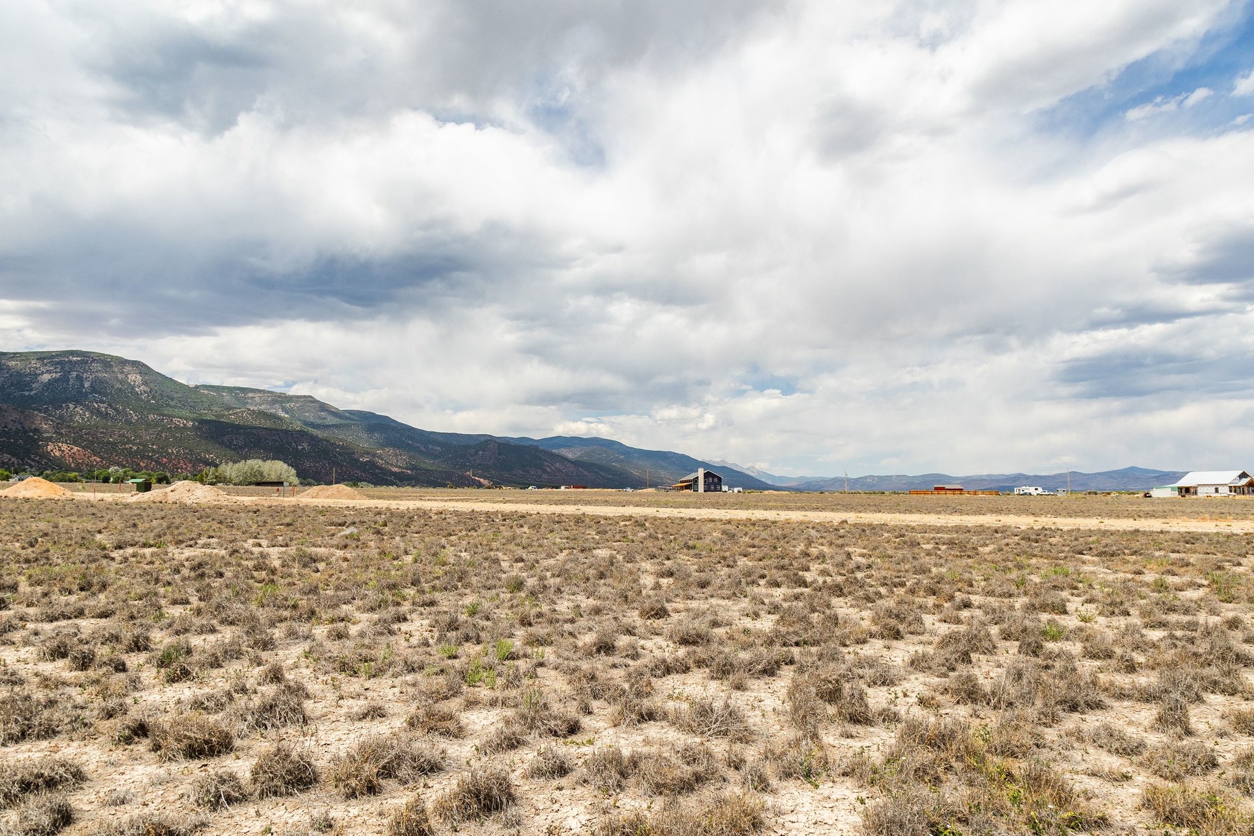  8.5-Acre Lots, No HOA, Stunning Horseshoe Mountain Views - 物件實景