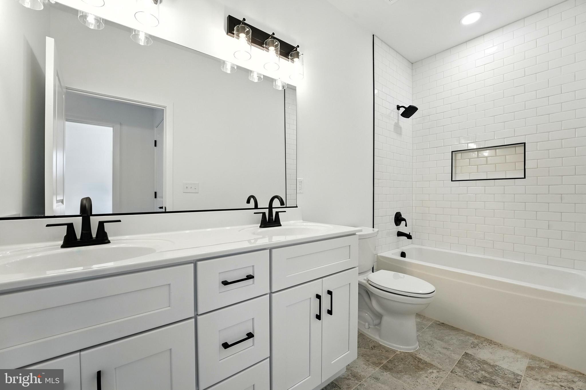 Culpeper, Virginia, 22701, United States, 3 Bedrooms Bedrooms, ,2 BathroomsBathrooms,Residential,For Sale,1944856