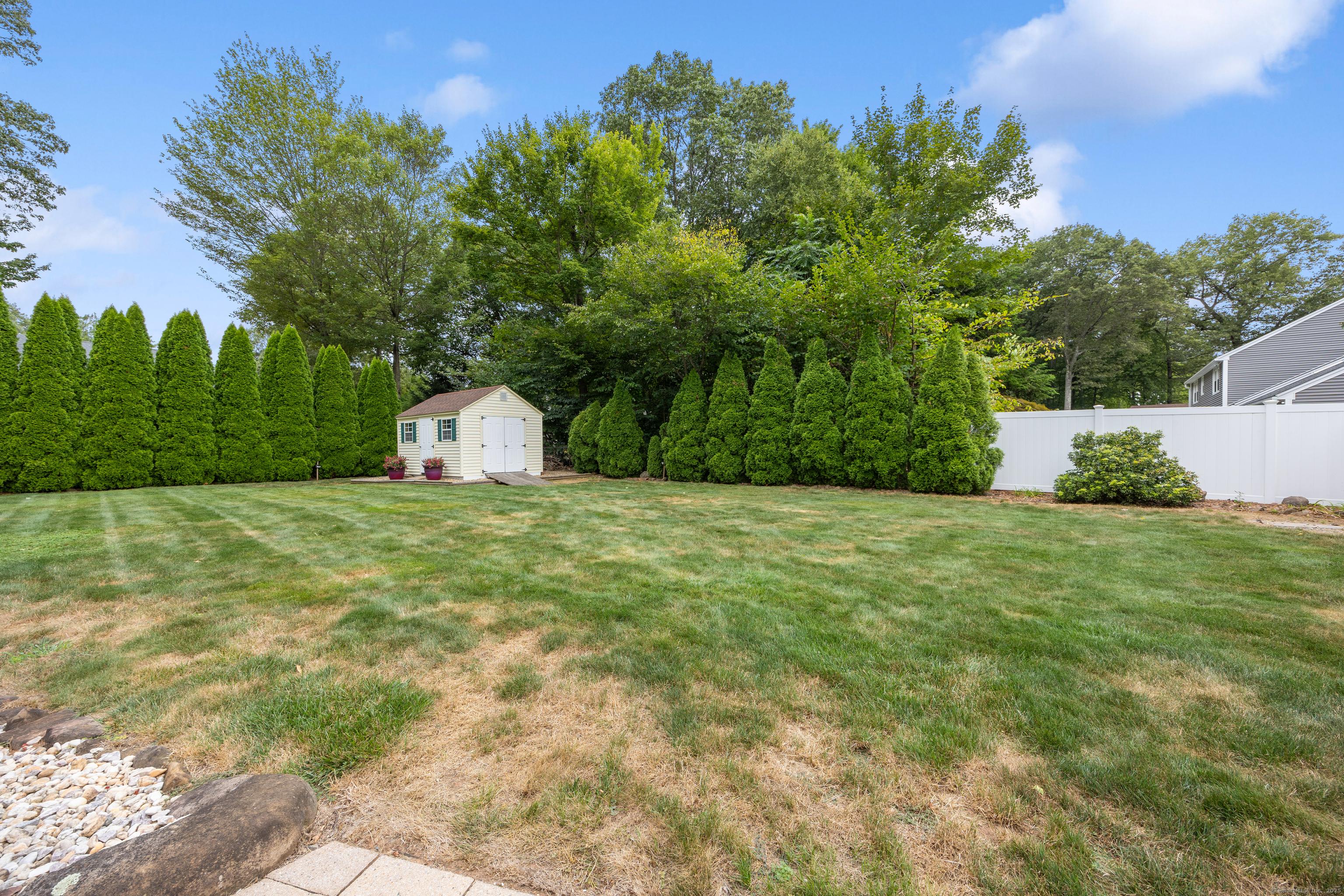 Southington, Connecticut, 06489, United States, 3 Bedrooms Bedrooms, ,3 BathroomsBathrooms,Residential,For Sale,1935376