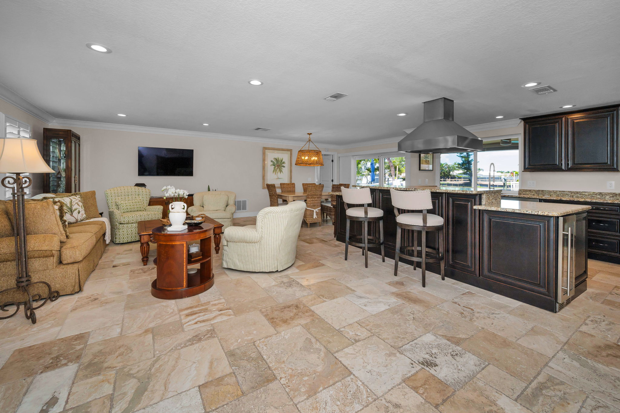 St Petersburg, Florida, 33703, United States, 4 Bedrooms Bedrooms, ,3 BathroomsBathrooms,Residential,For Sale,1978536