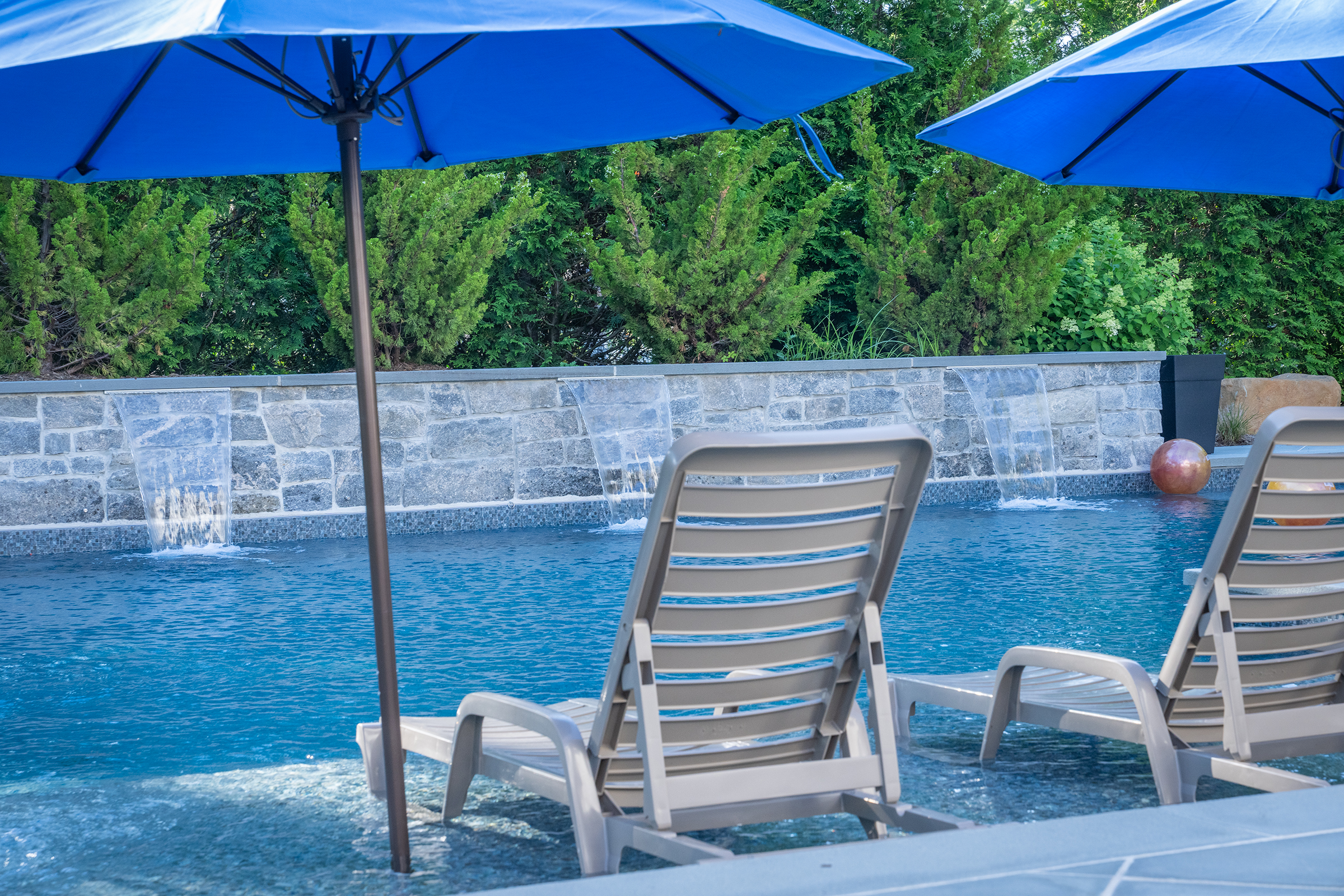 Southold, New York, 11971, United States, 4 Bedrooms Bedrooms, ,6 BathroomsBathrooms,Residential,For Sale,2005838