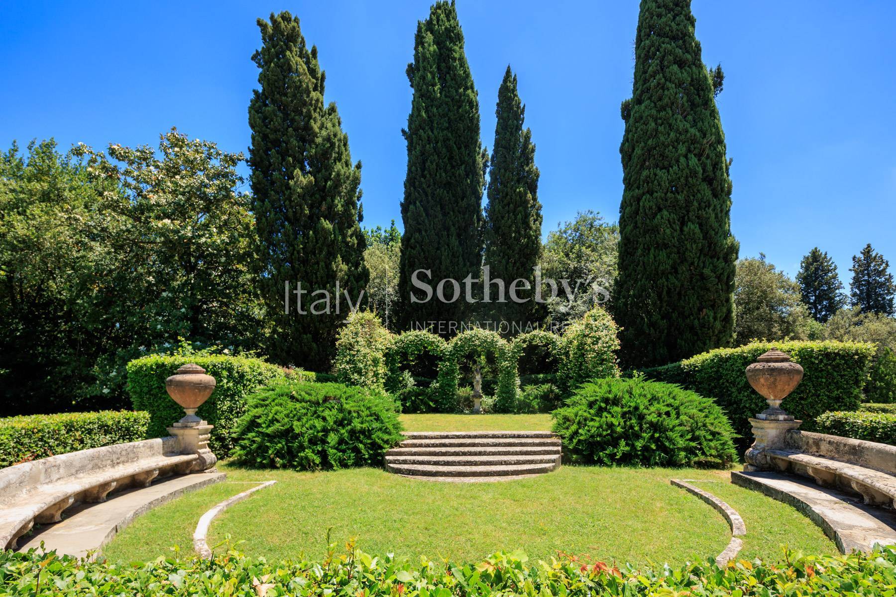  Magnificent historical villa with typical italian garden in Umbria - 物件實景